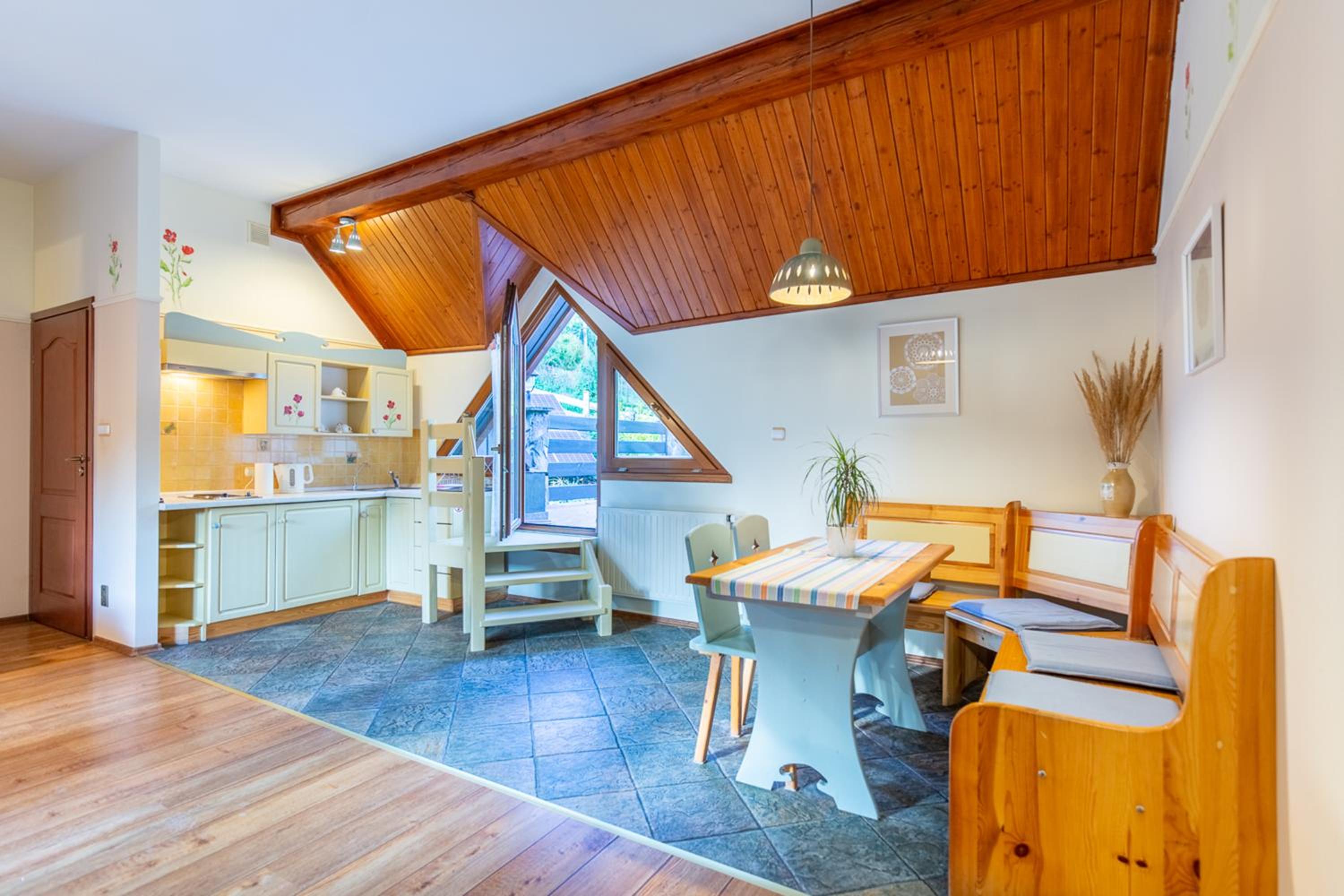 Apartment With Terrace photo 3