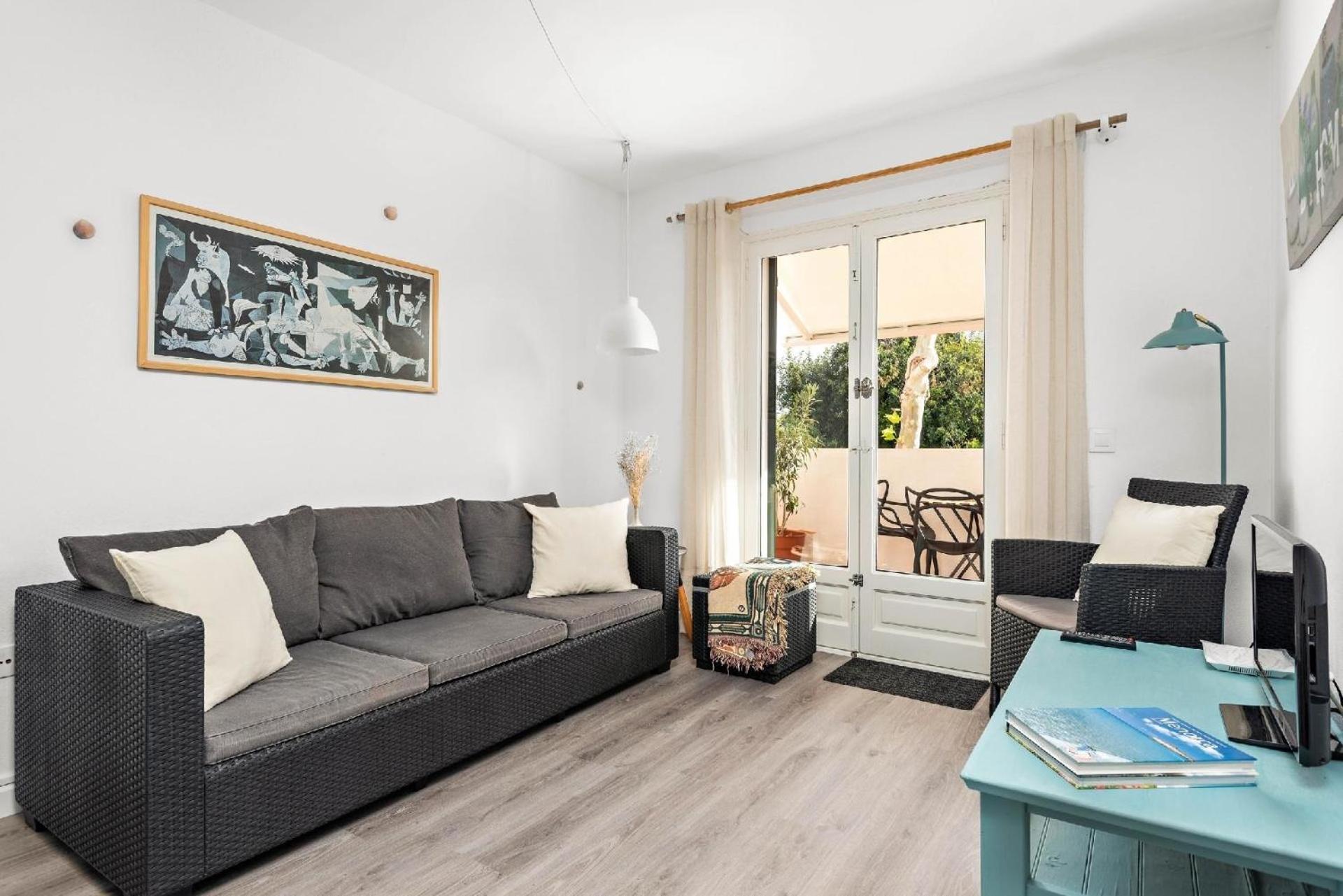 Apartment photo 3