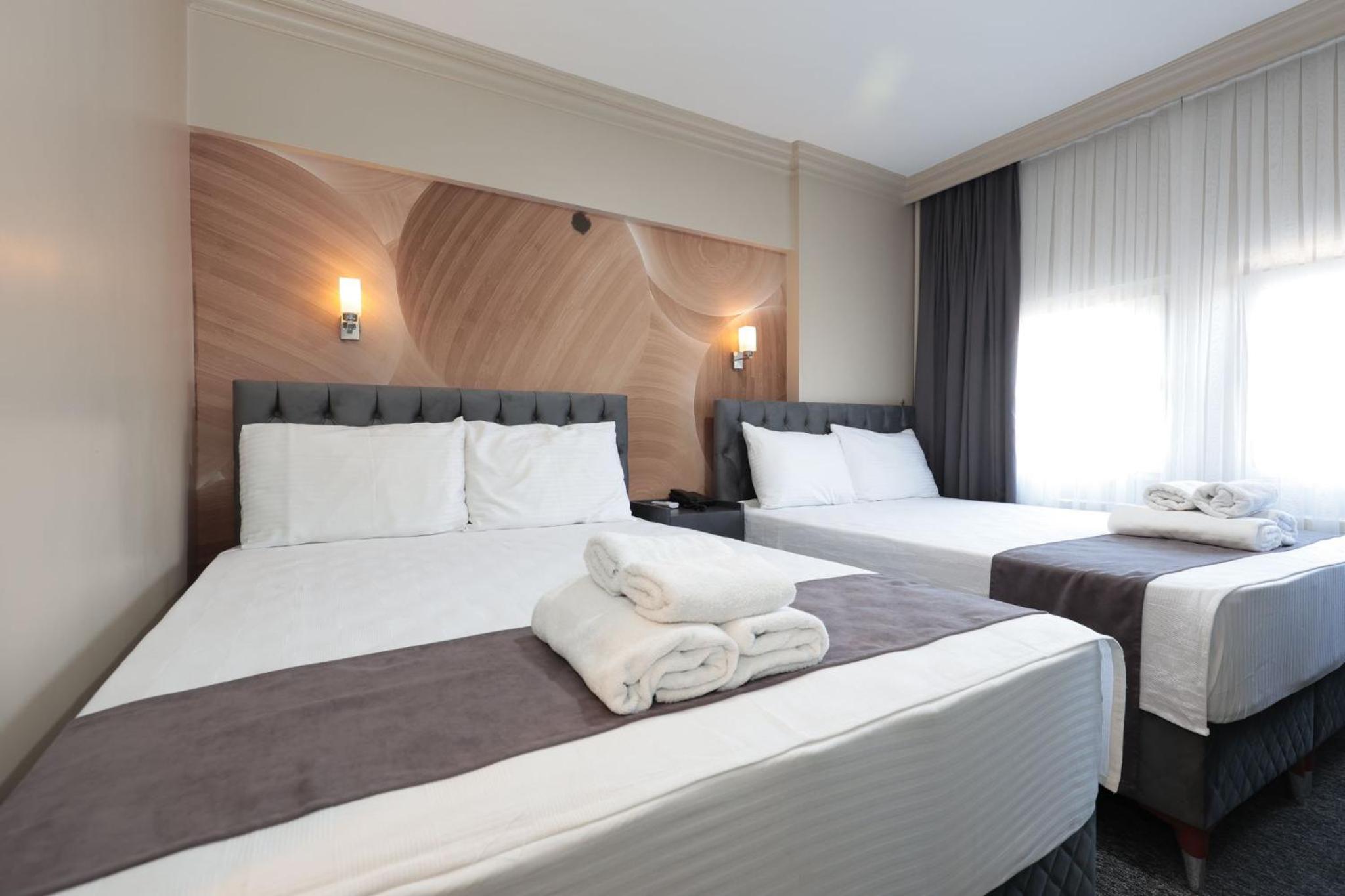 Deluxe Double Room - Photo 7