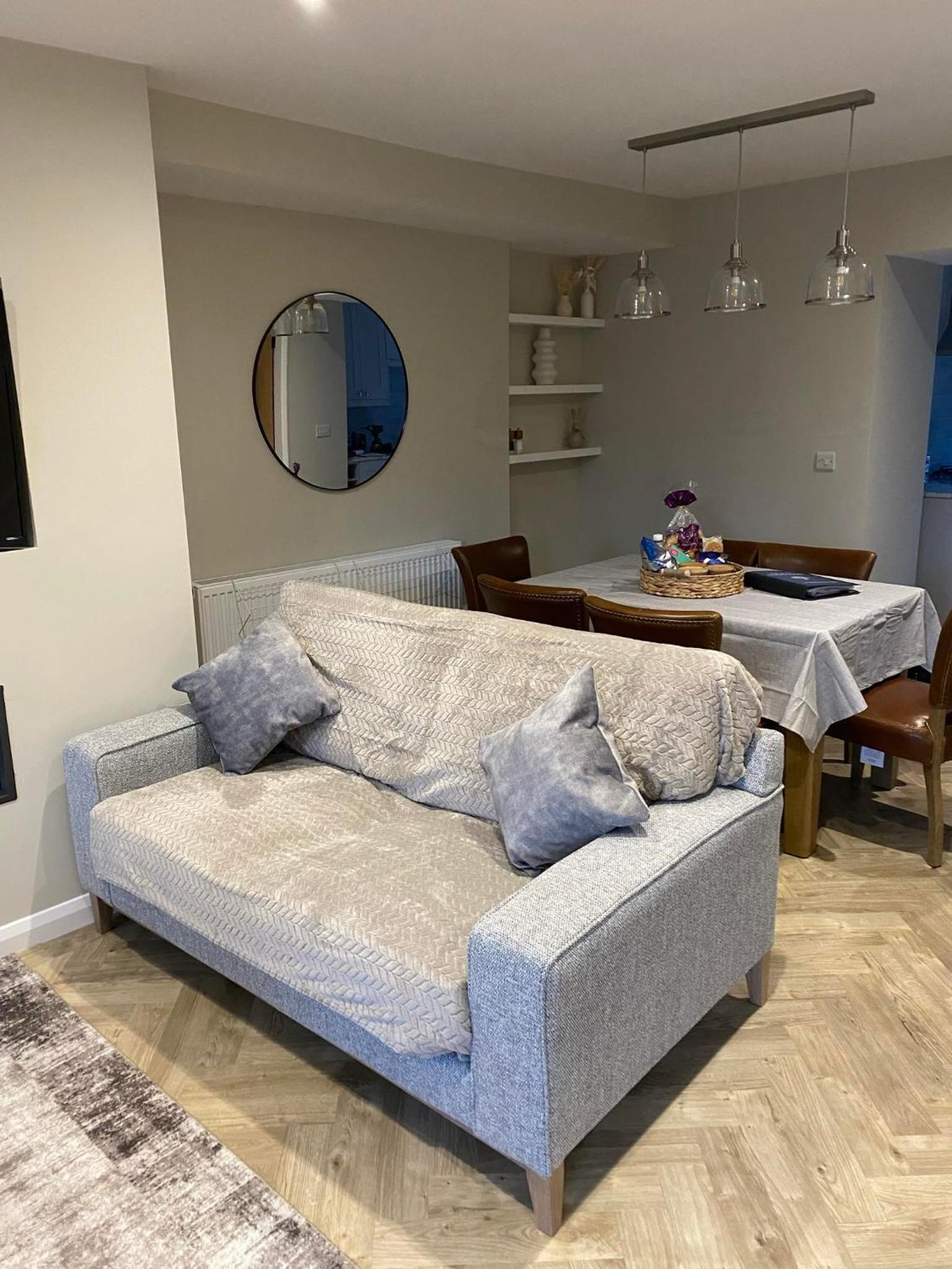 Three-Bedroom House photo 2