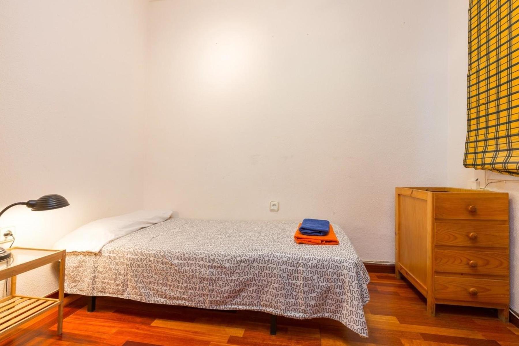 Apartment photo 2
