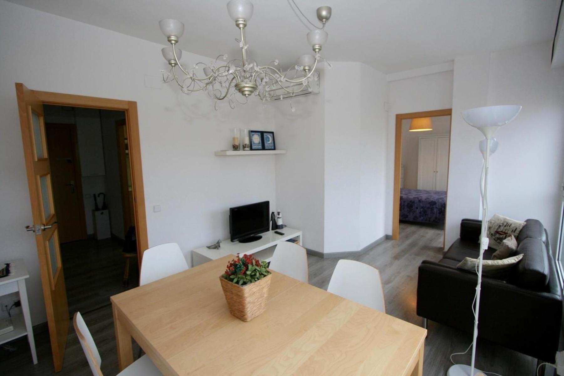 Apartment photo 2
