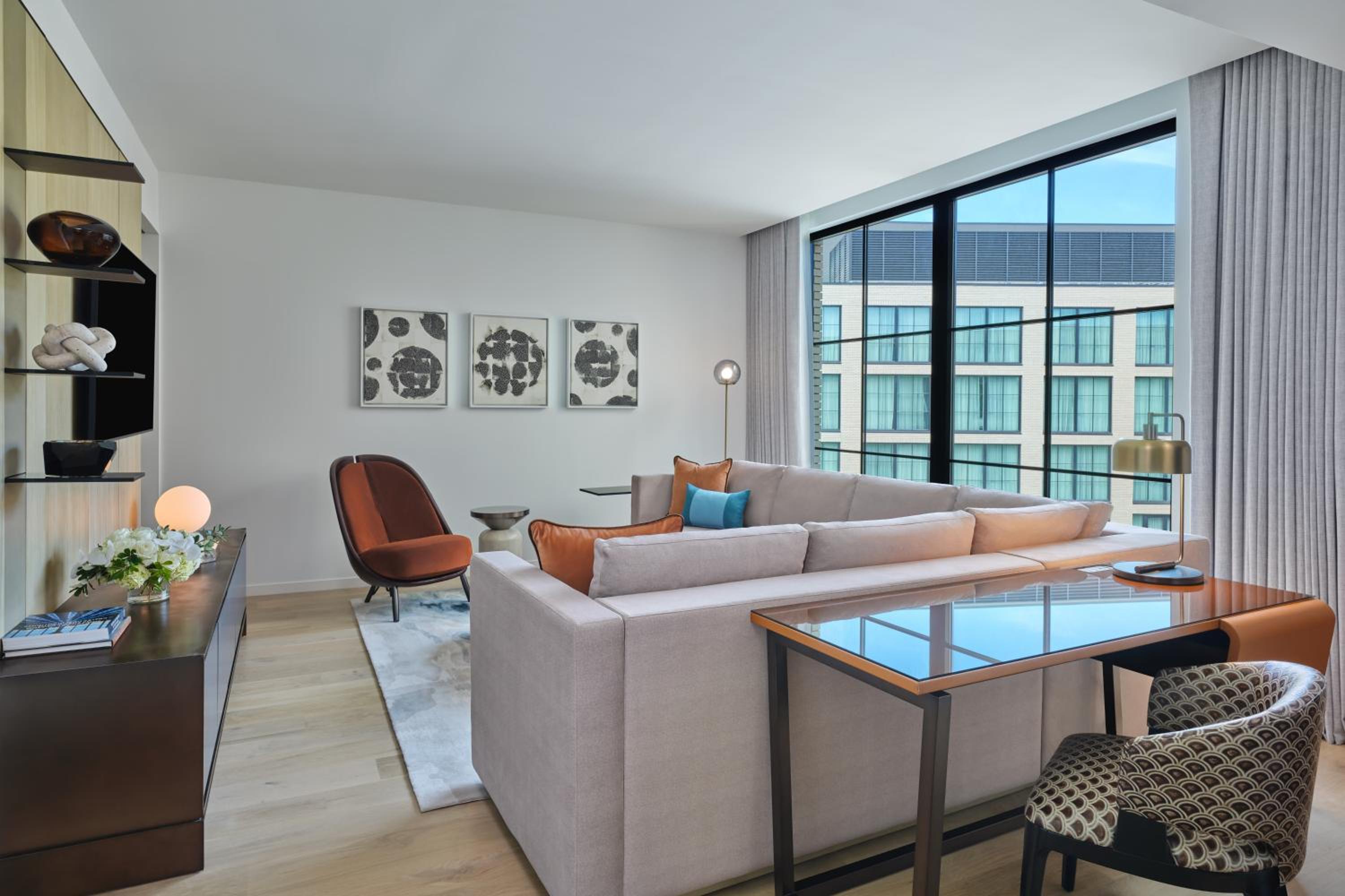 King Suite Courtyard - Photo 1