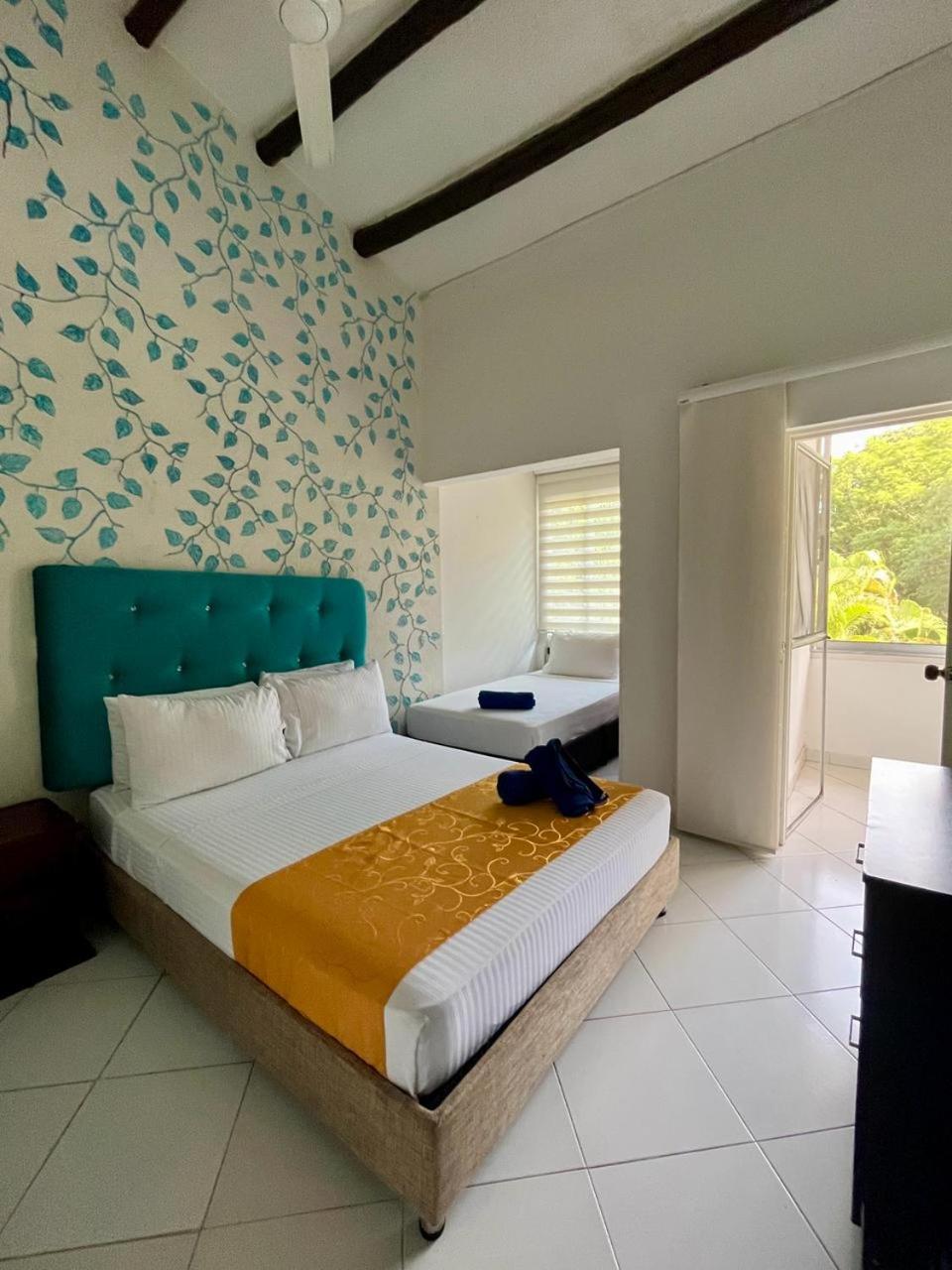 Four-Bedroom House photo 1