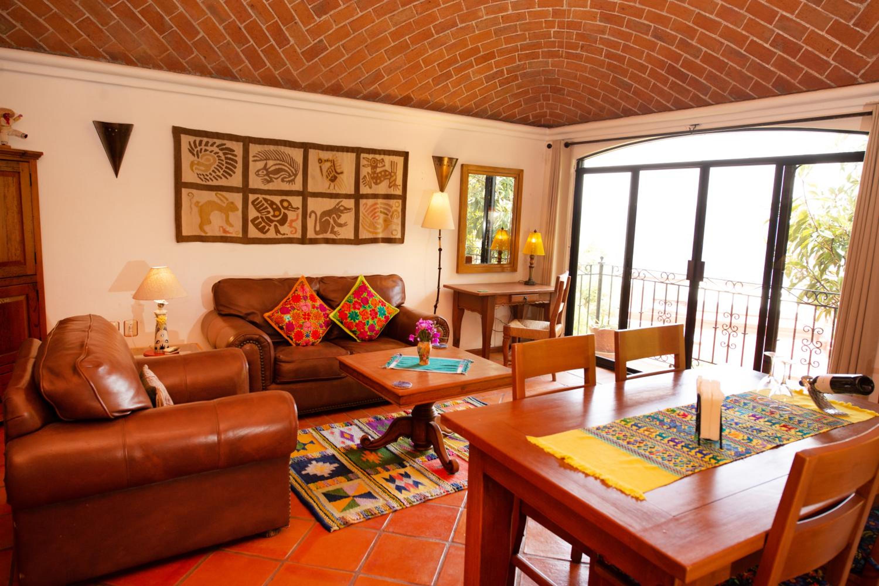 Apartment - Photo 2