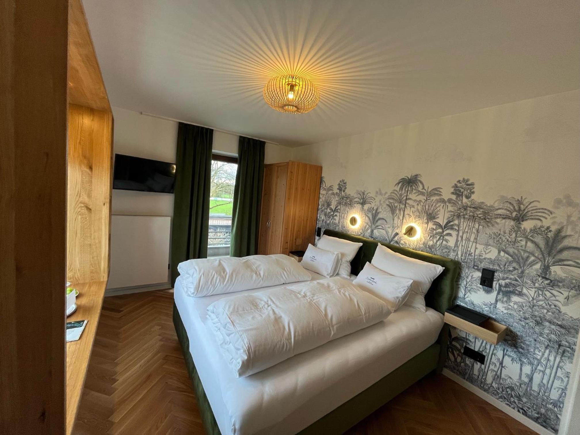 Double Room with Lake View photo 2