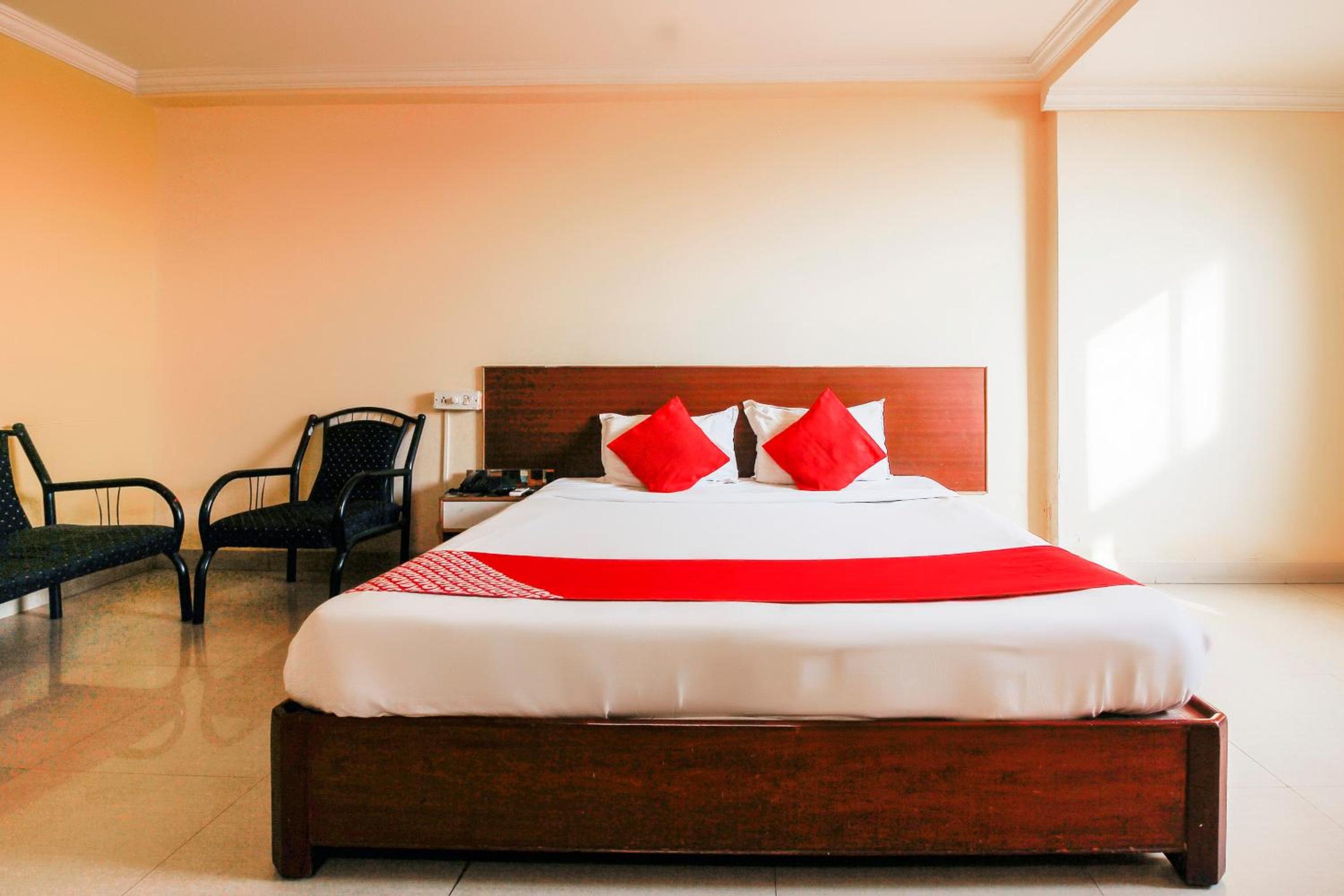 Deluxe Triple Room photo 2