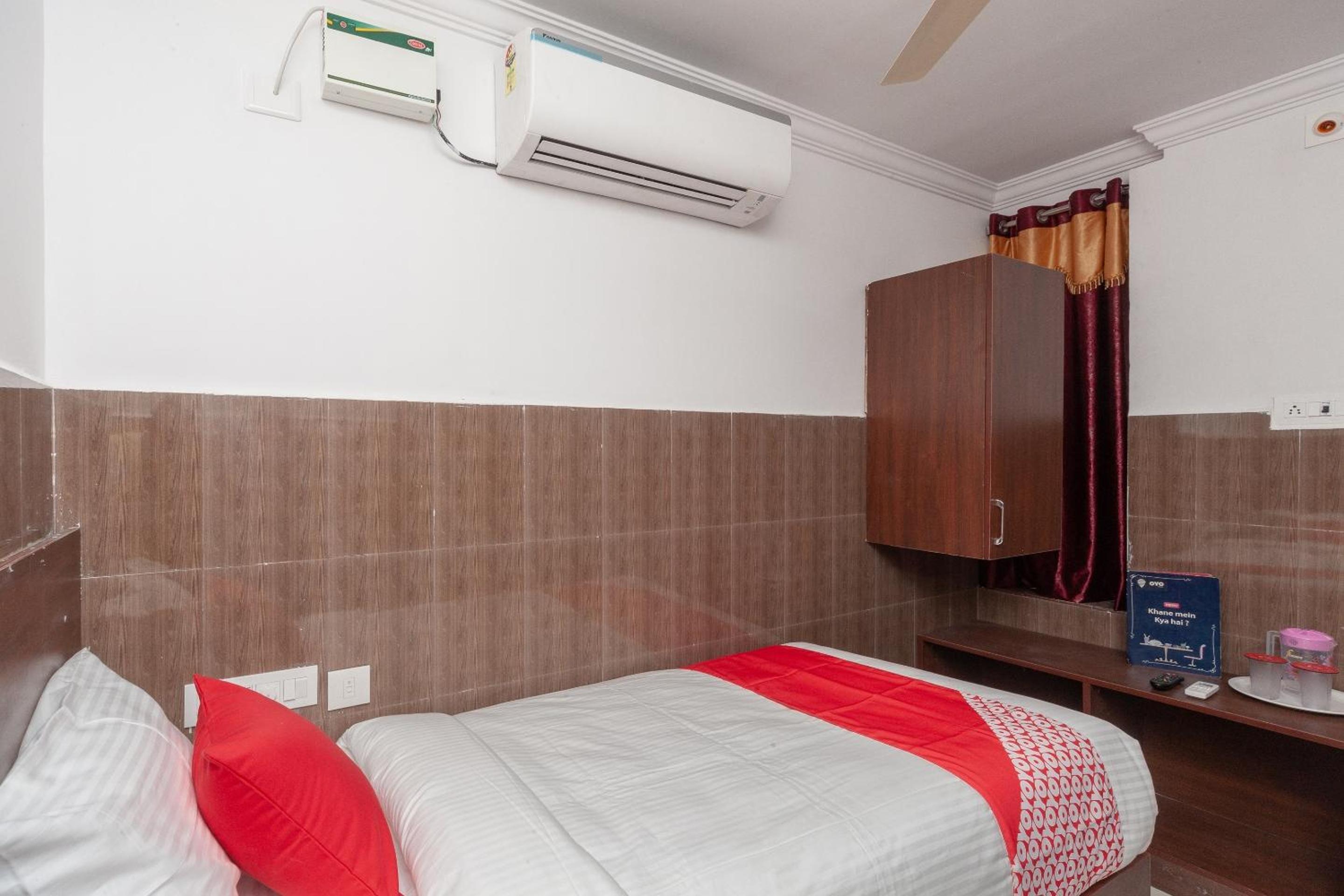 Small Single Room photo 3