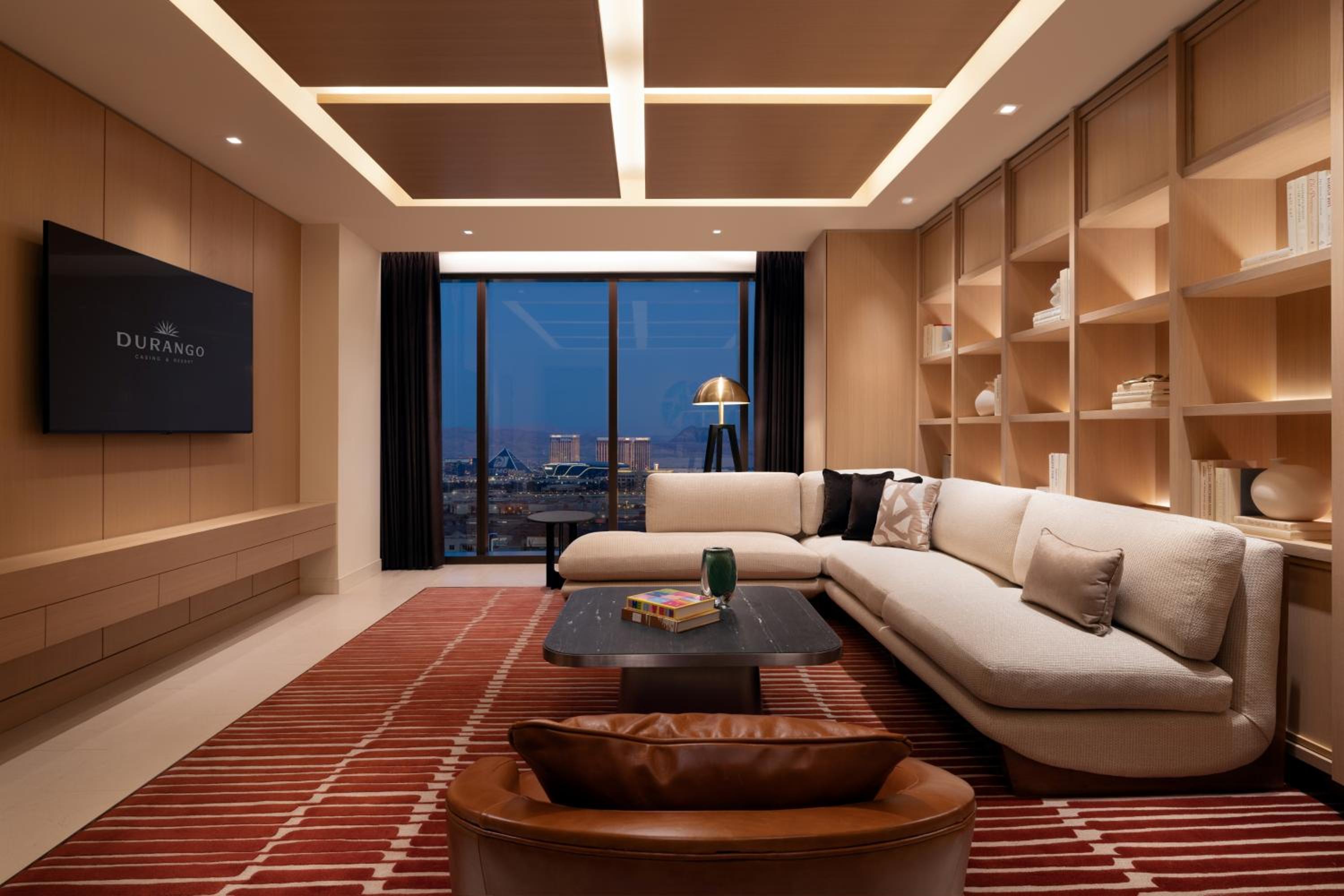 Parlor King Suite - Photo 6