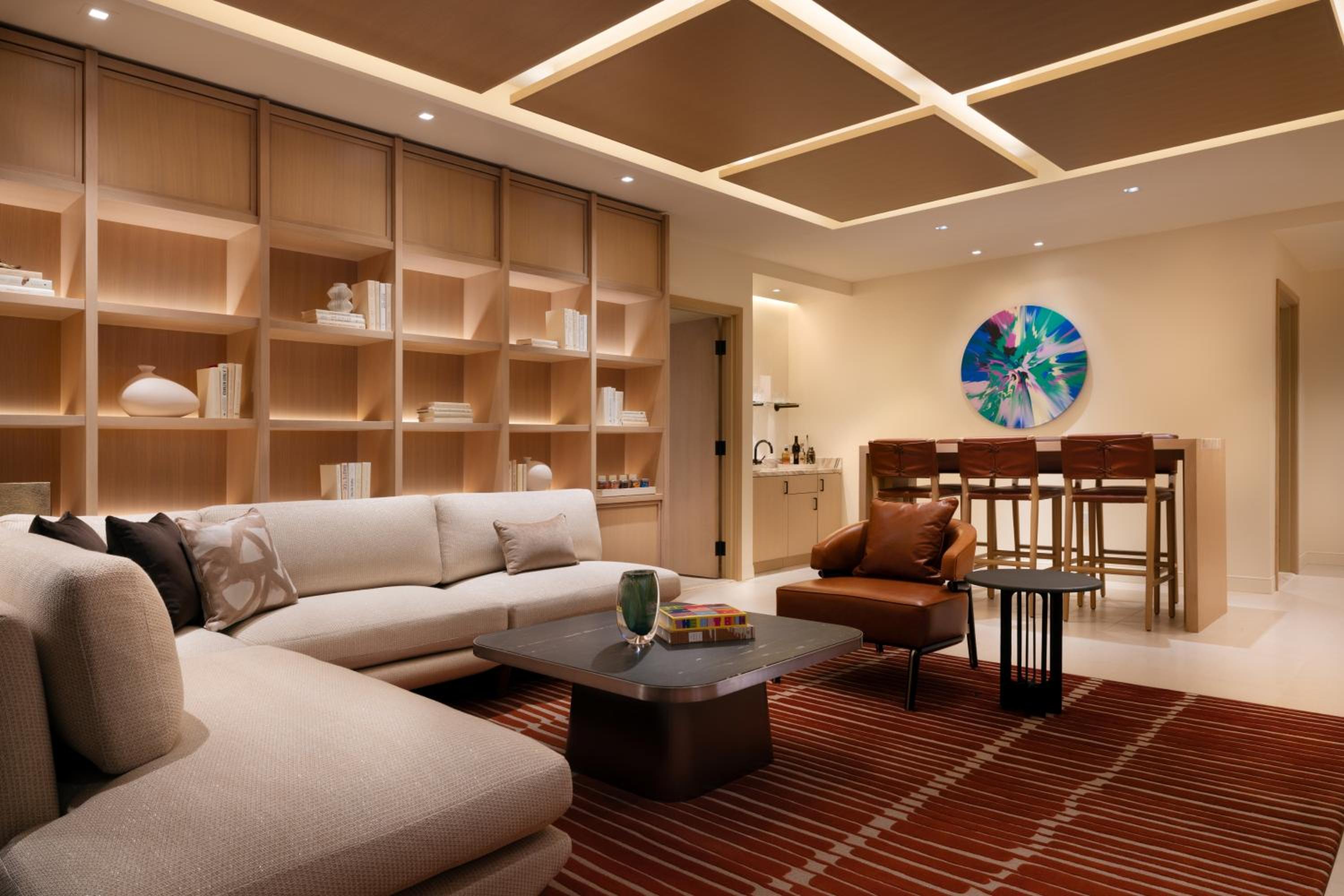 Parlor King Suite - Photo 7