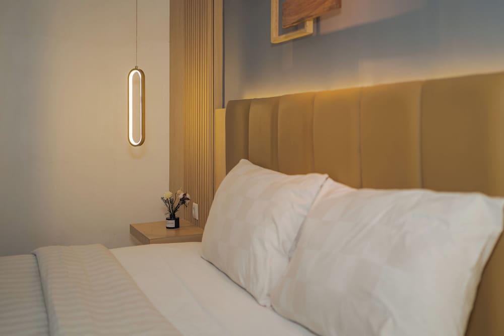 Deluxe Double or Twin Room - Photo 8