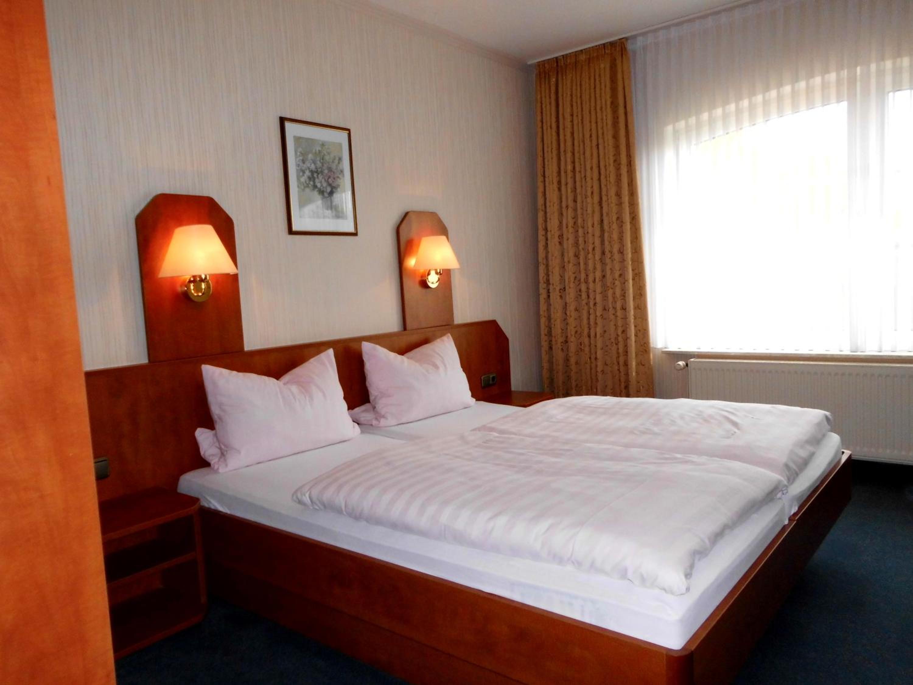 Standard Double Room photo 2