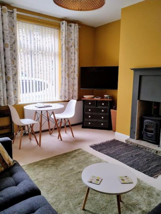 One-Bedroom House photo 2
