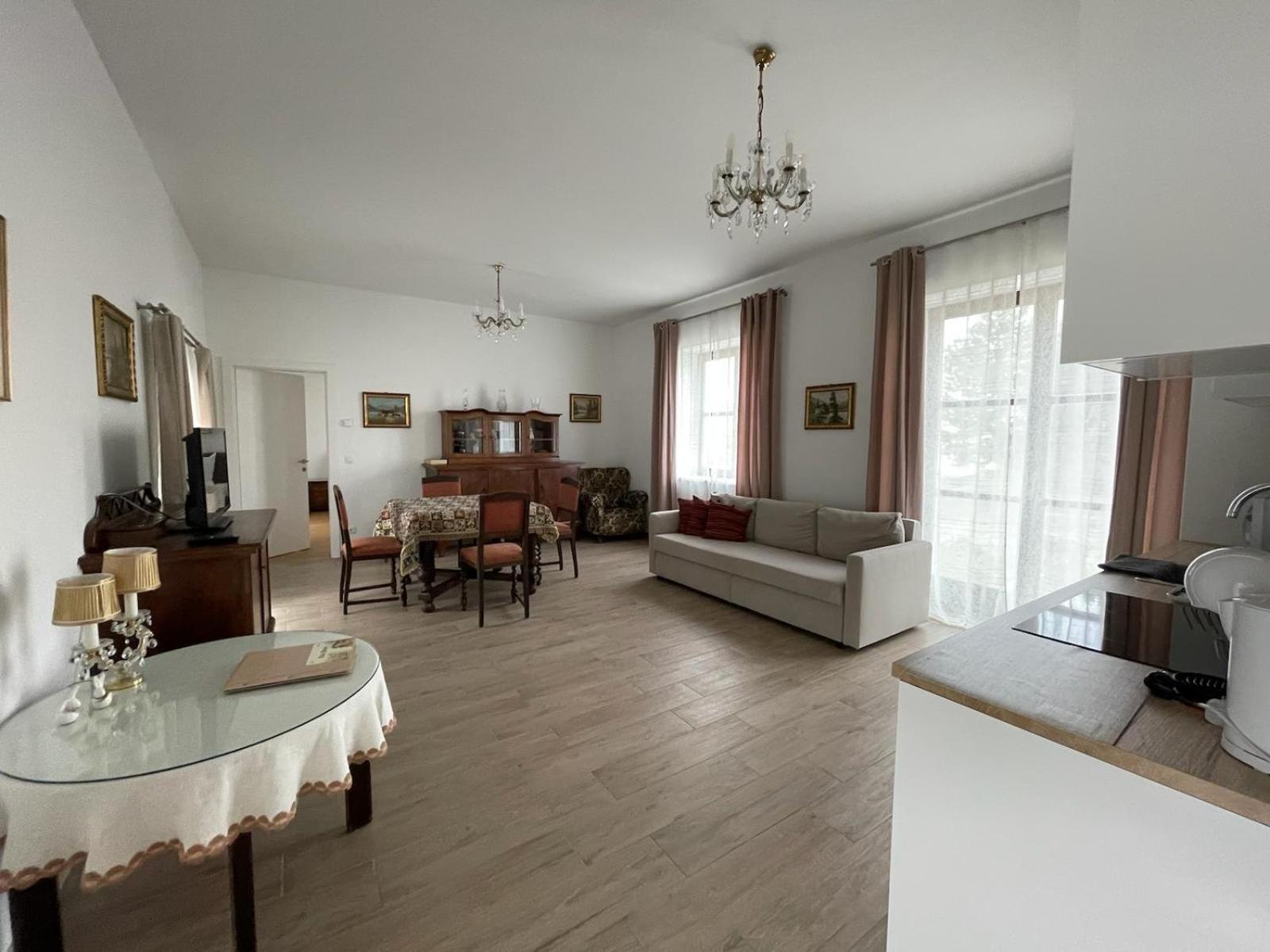 Deluxe Double Room With Bath