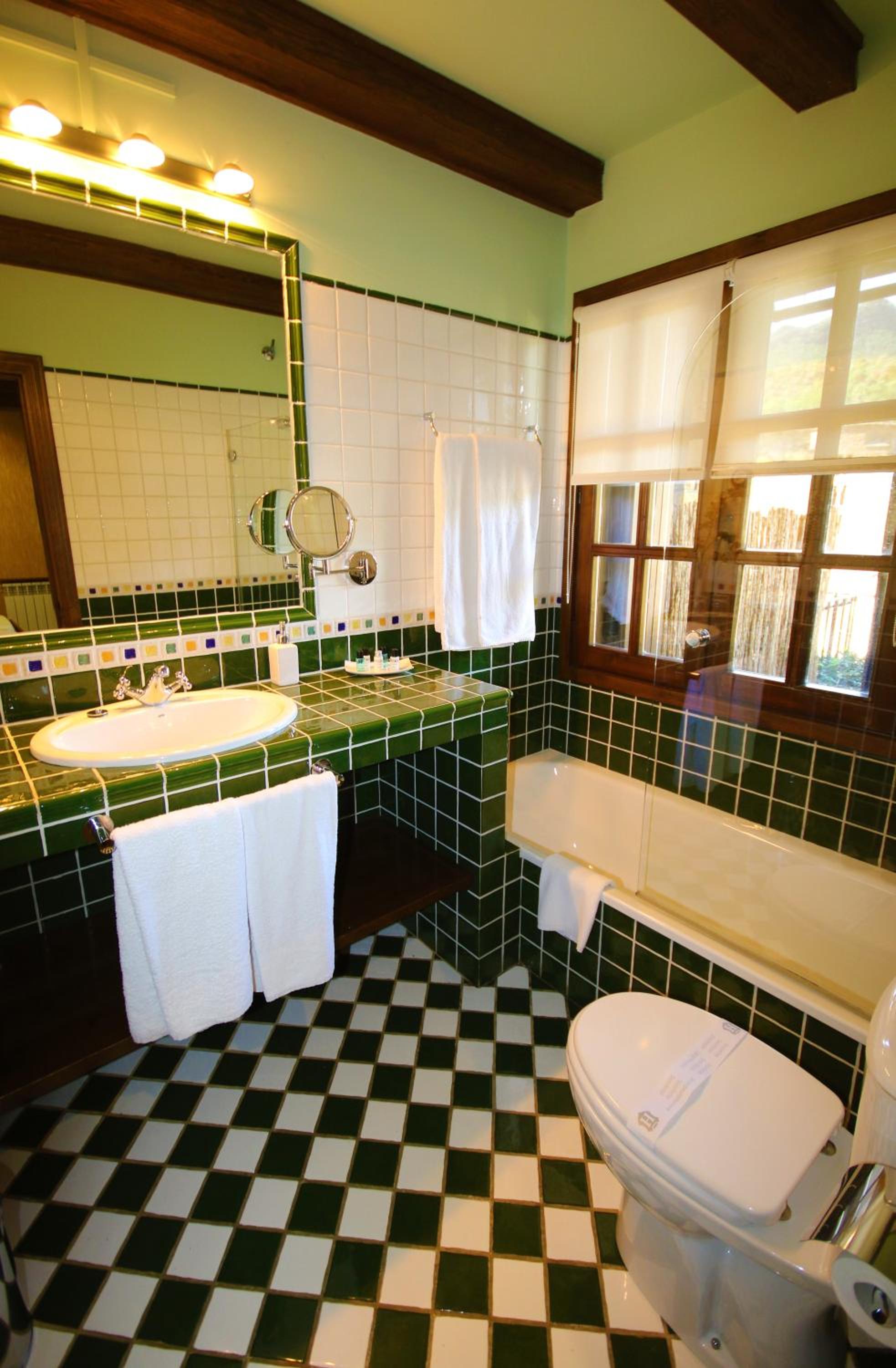 Superior Twin Room - Photo 7
