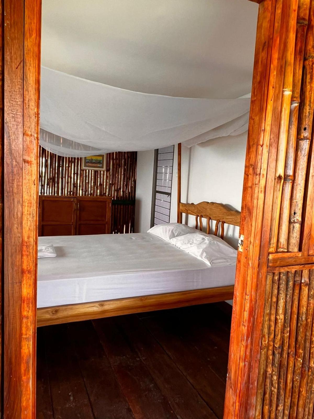 Deluxe Double Room with Sea View photo 2