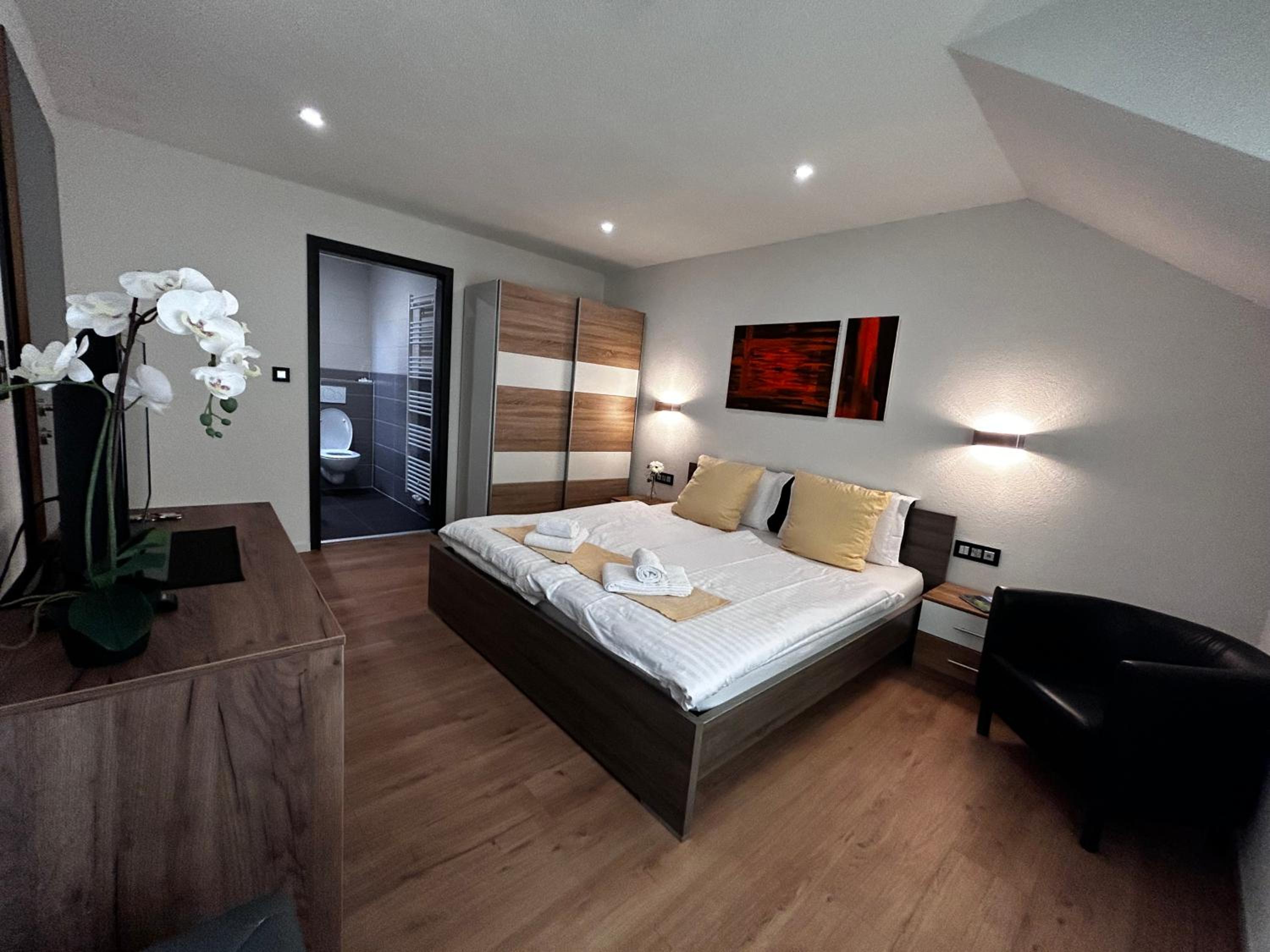 Double Room with Private Bathroom