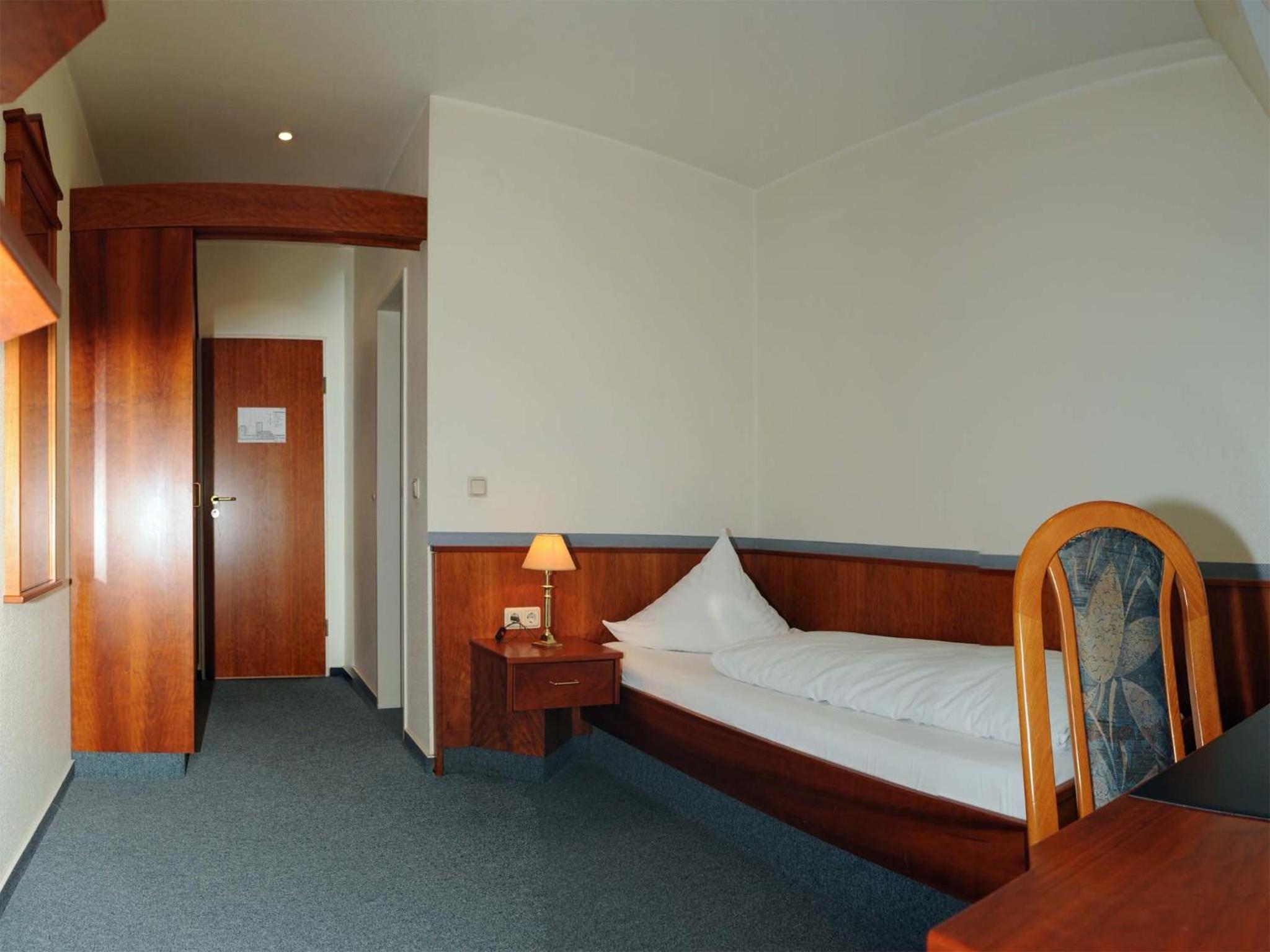 Business Single Room photo 2