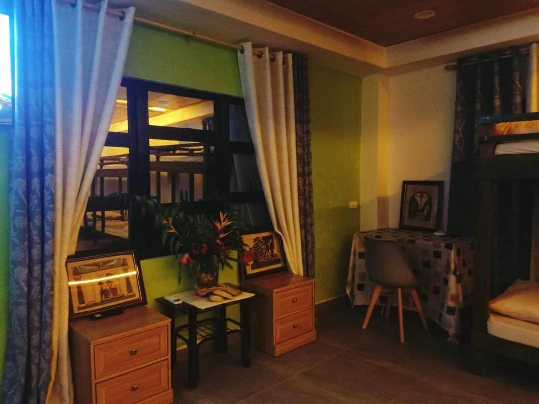 Mixed Dormitory Room photo 2