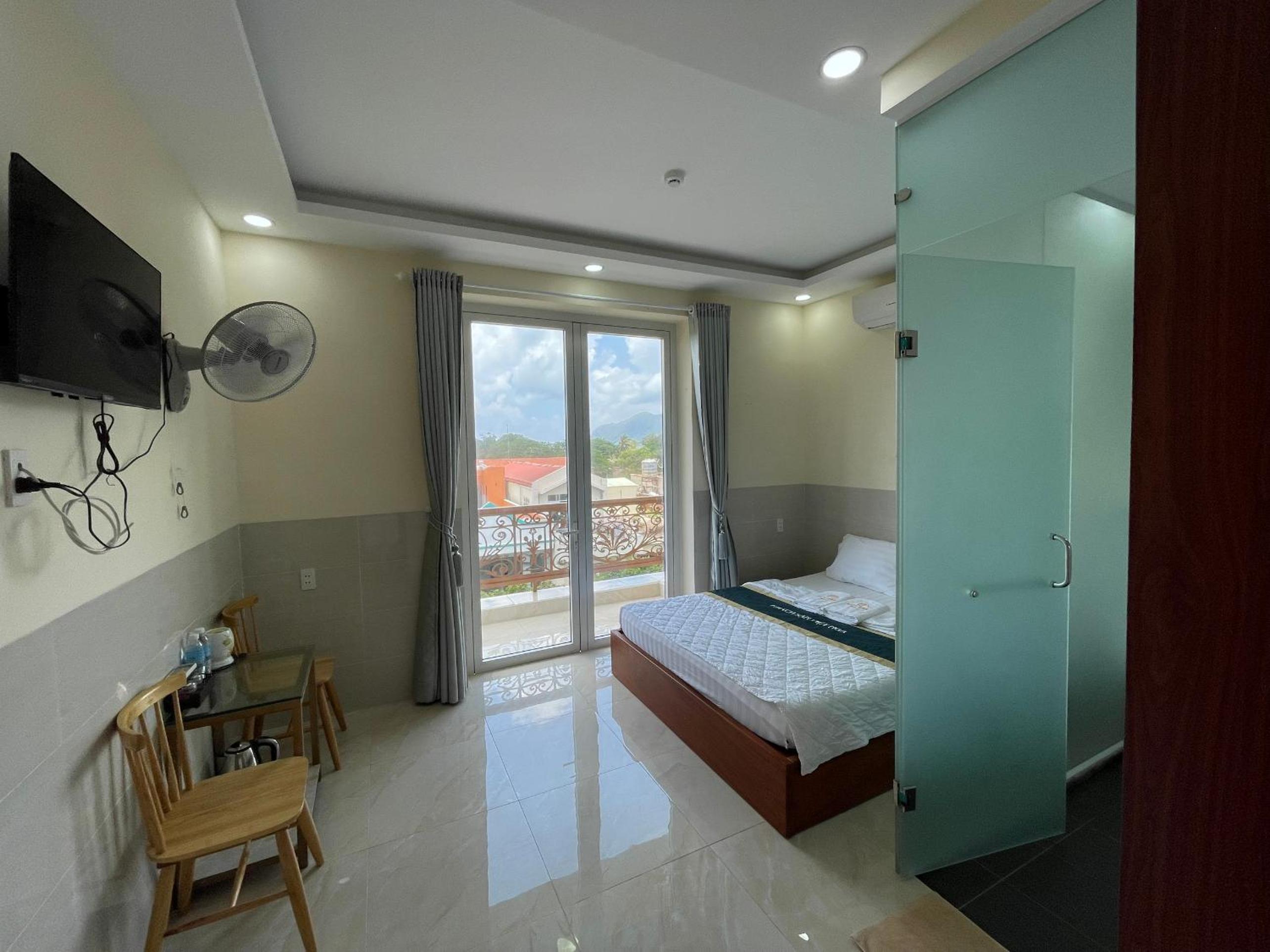 Double Room with Balcony (2 Adults + 1 Child)