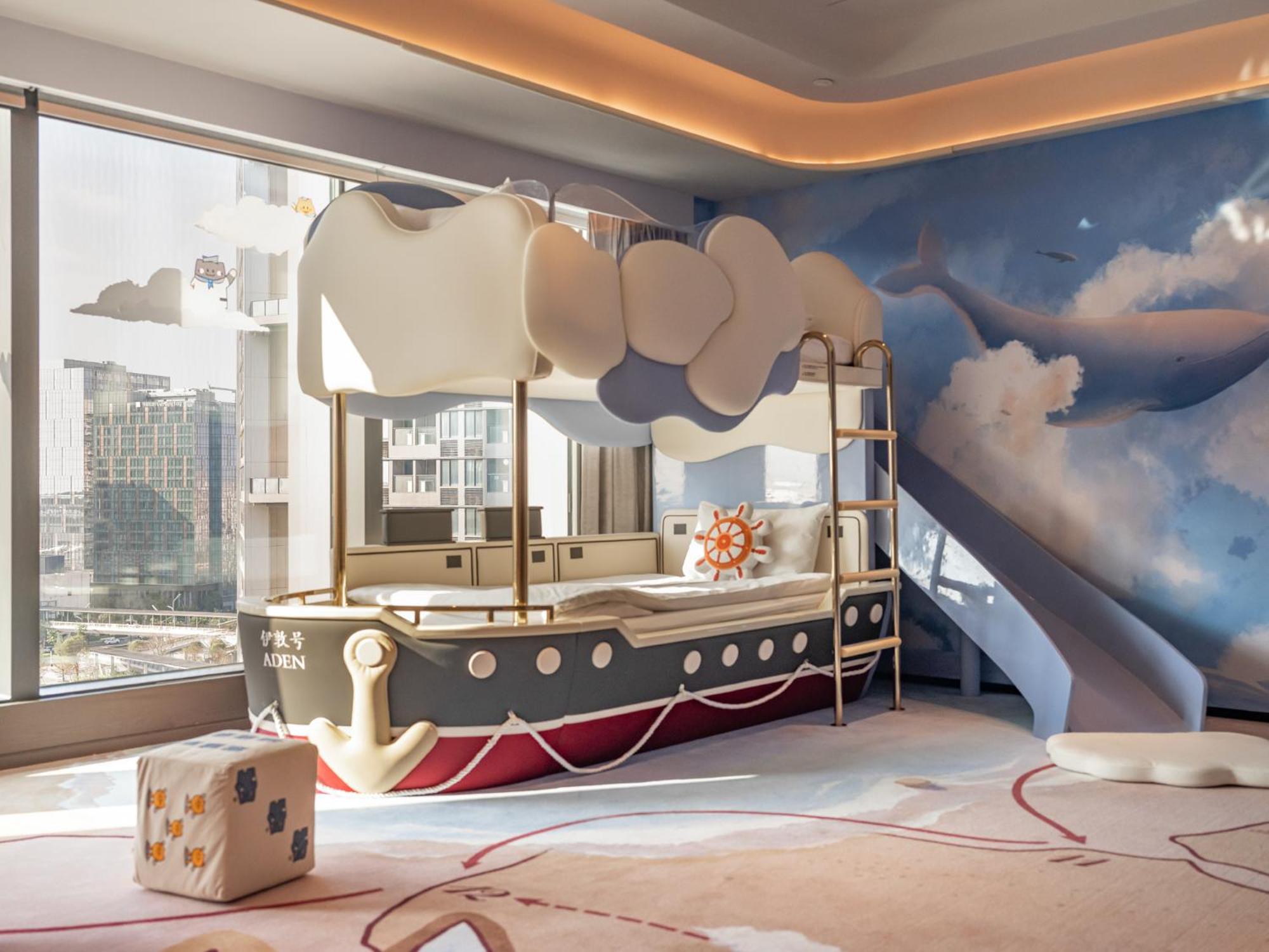 Aden Kids' Theme Suite photo 1