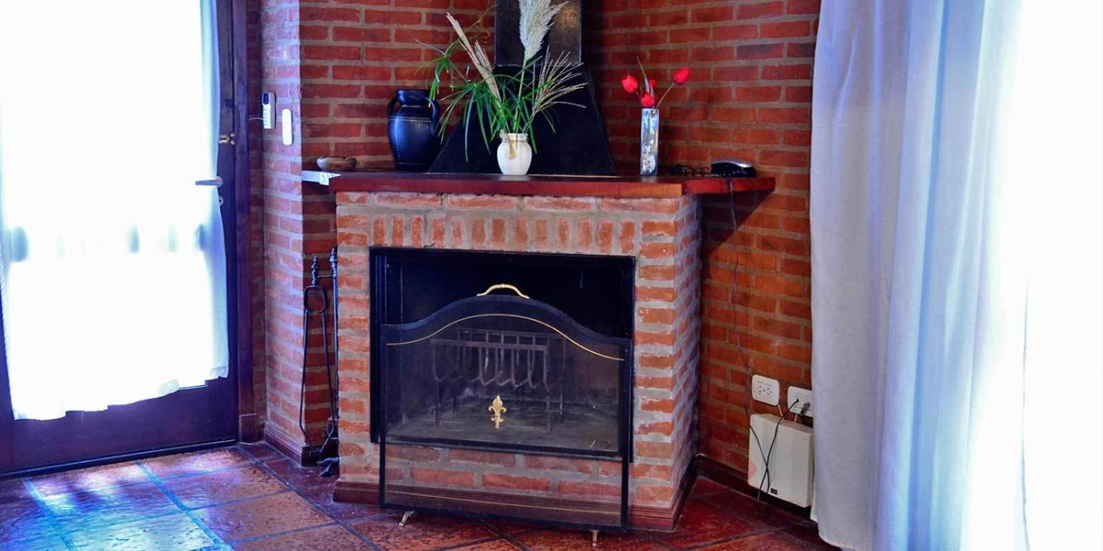 One-Bedroom Loft Apartment with Balcony photo 2