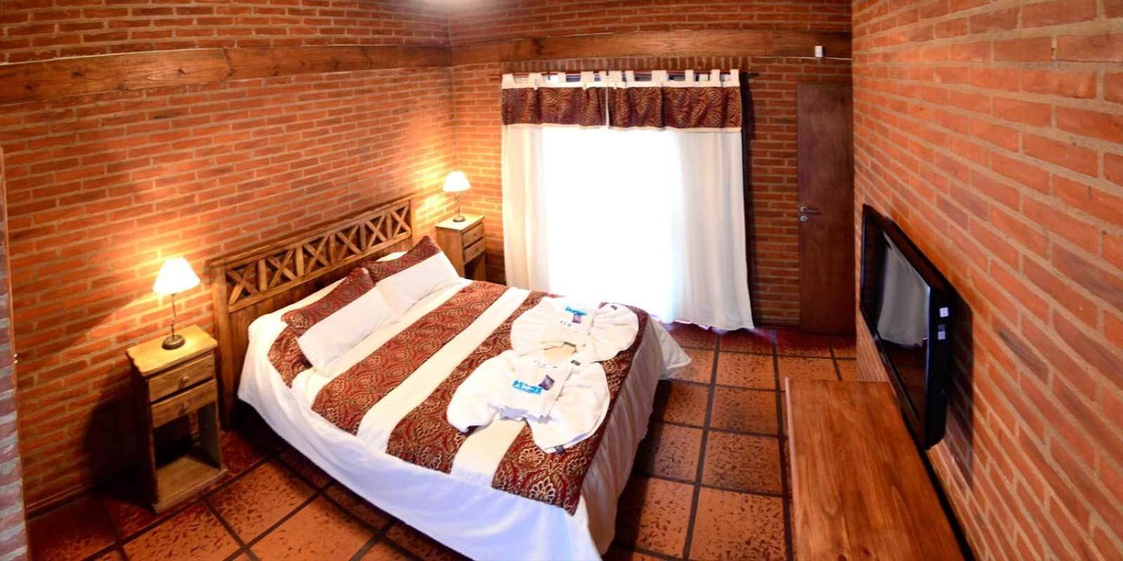 One-Bedroom Loft Apartment with Balcony photo 1