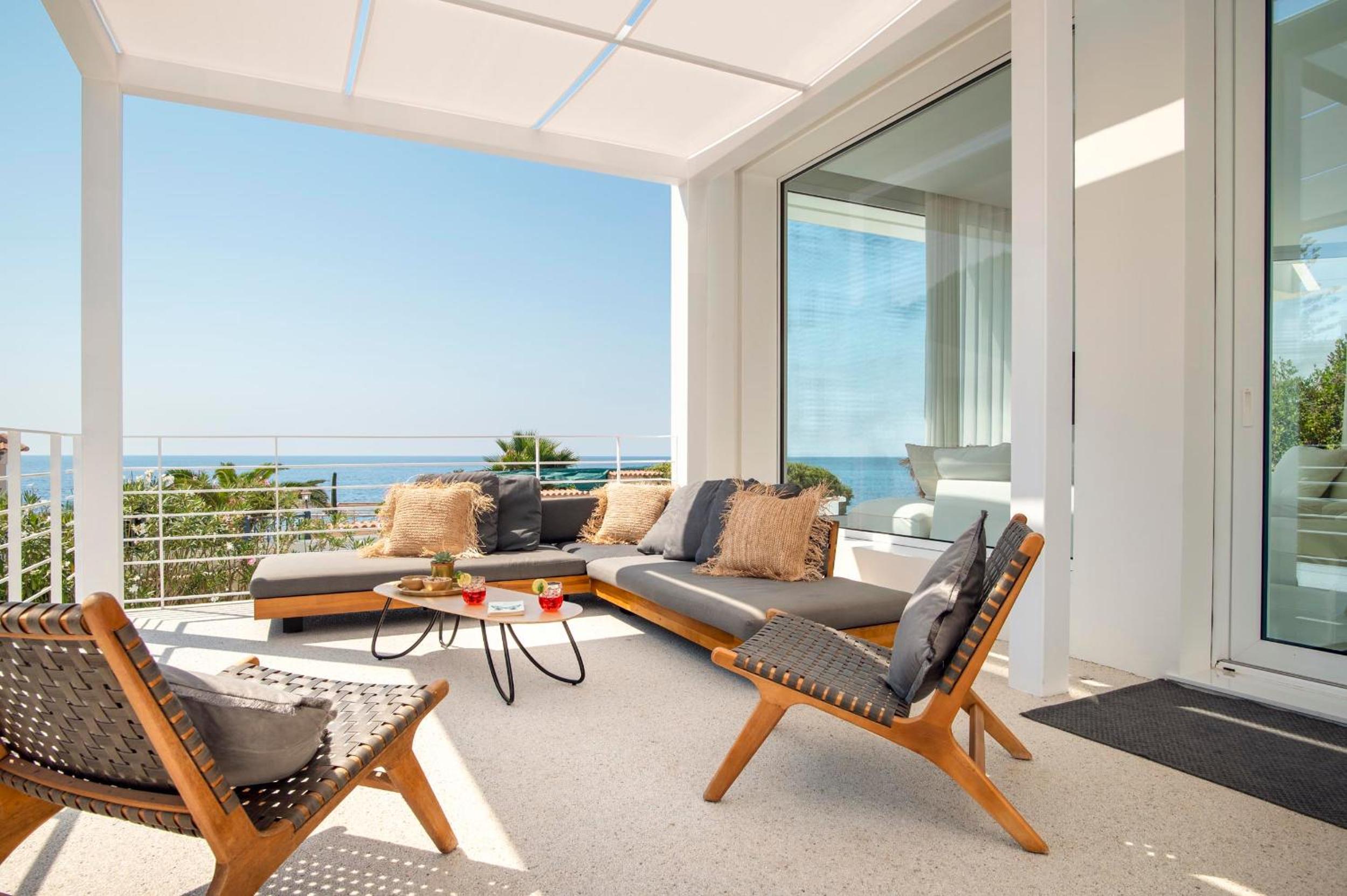 Villa With Sea View photo 3