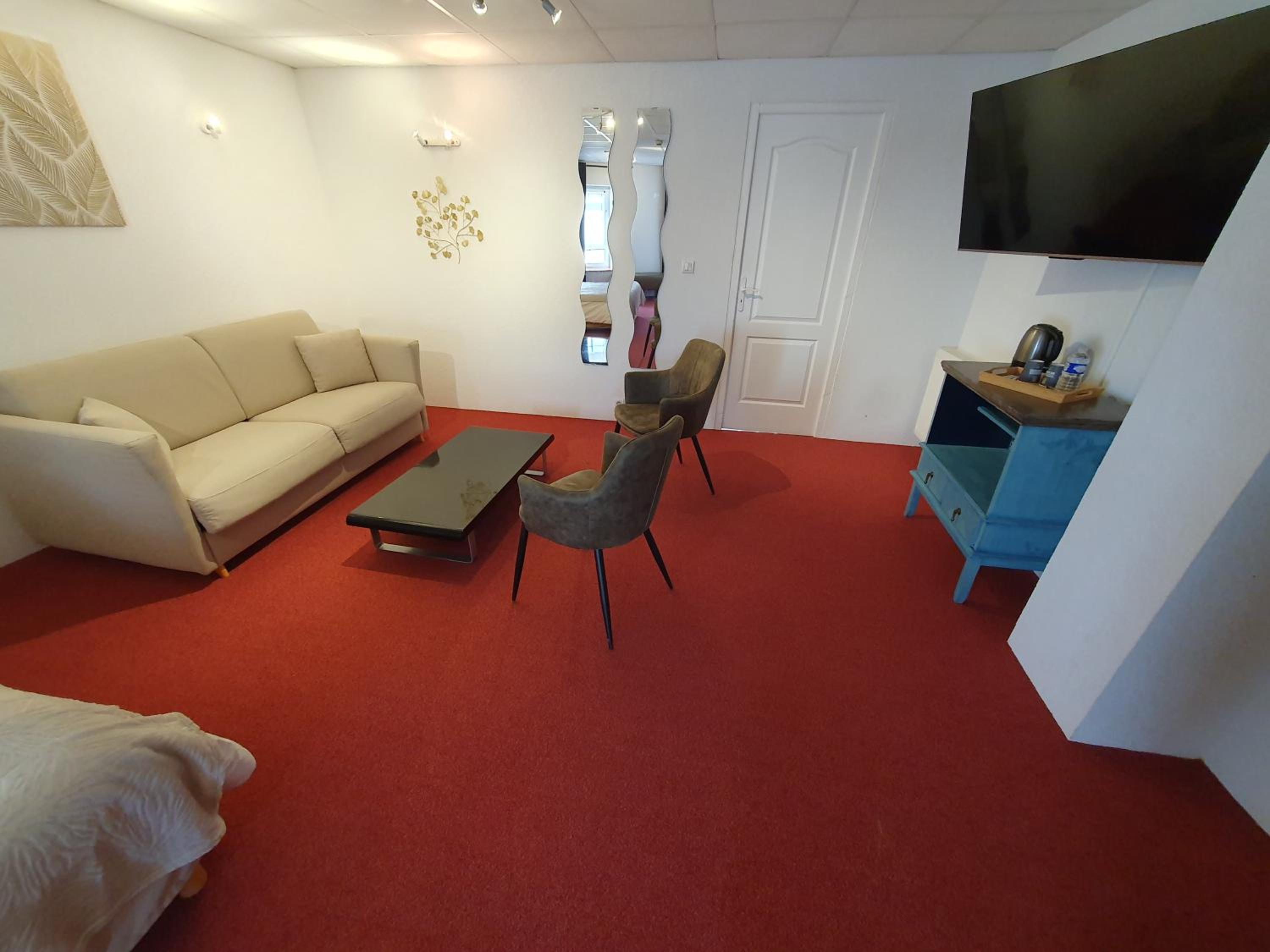 Family Suite photo 2