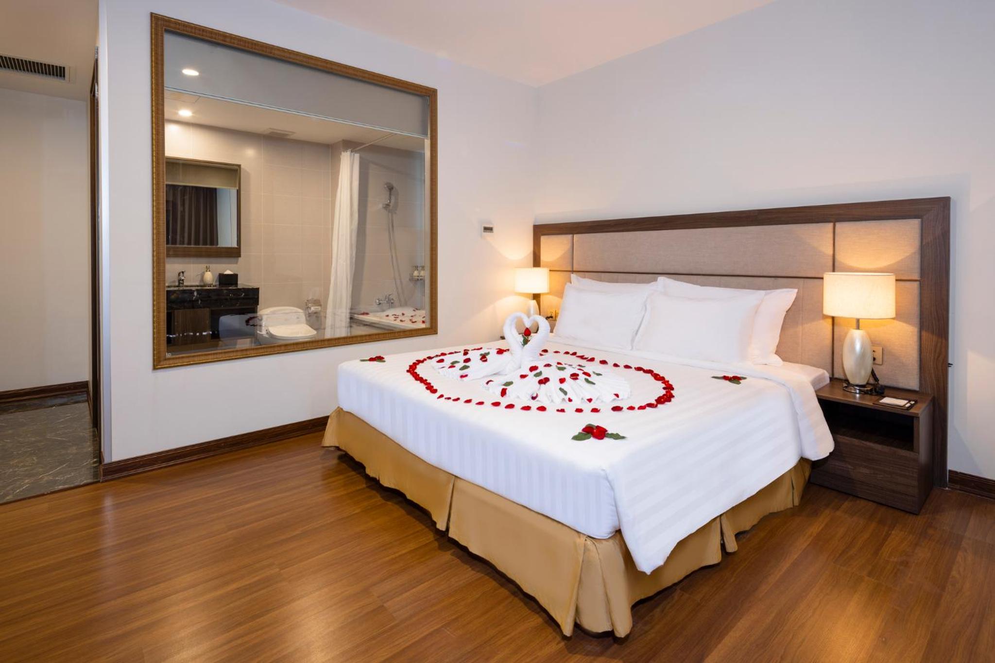 King Suite with Ocean View - Photo 13