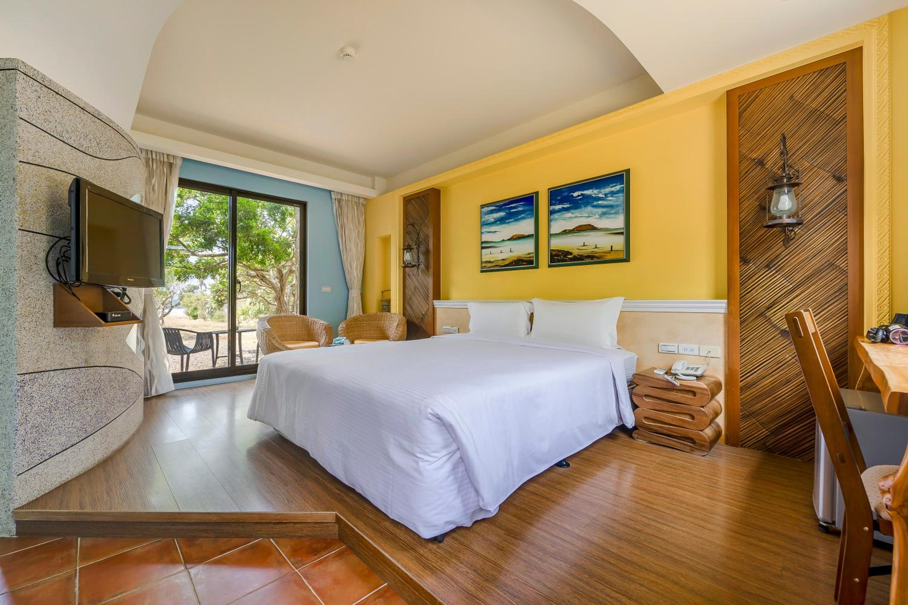 King Room with Garden View photo 3