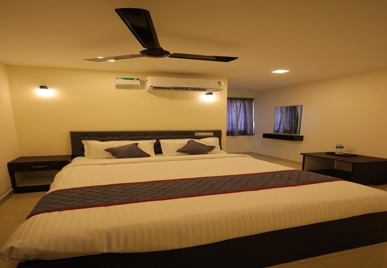 Double Room - Photo 5