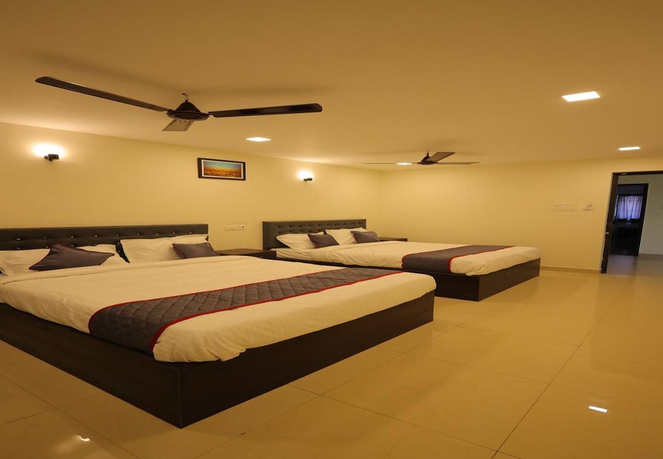 Quadruple Room - Photo 2
