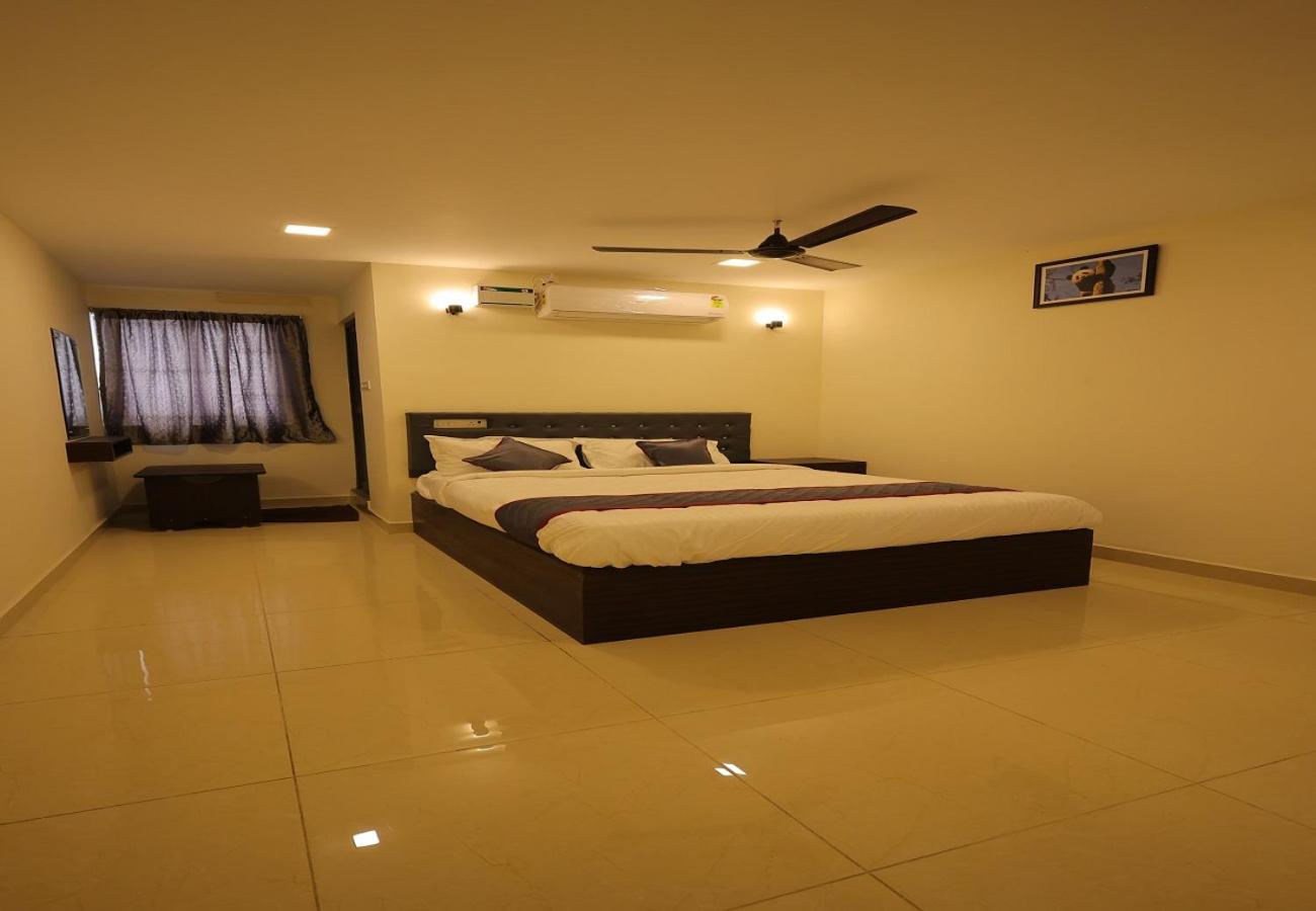 Double Room - Photo 4