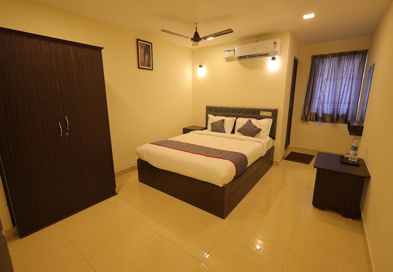 Double Room - Photo 6