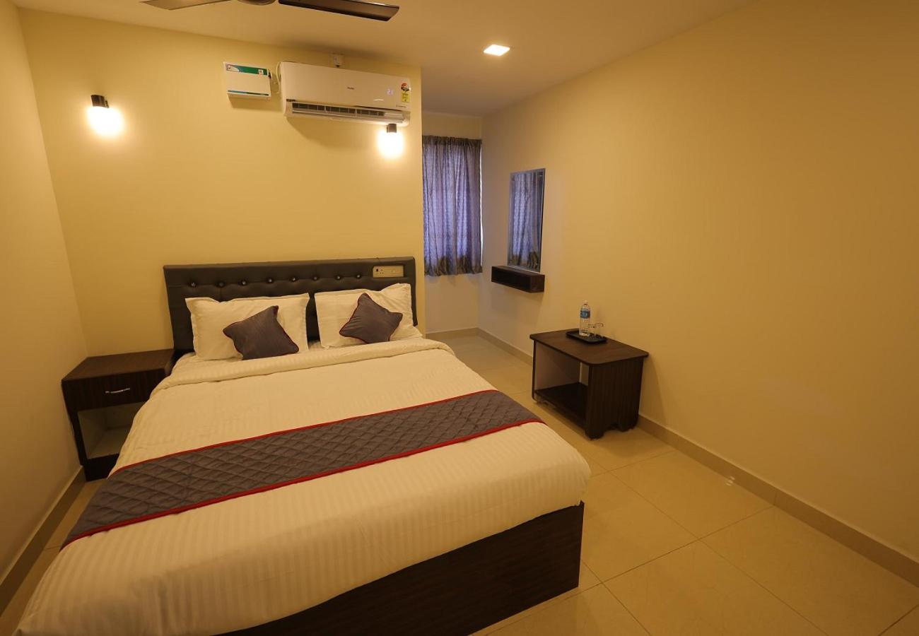 Double Room - Photo 7