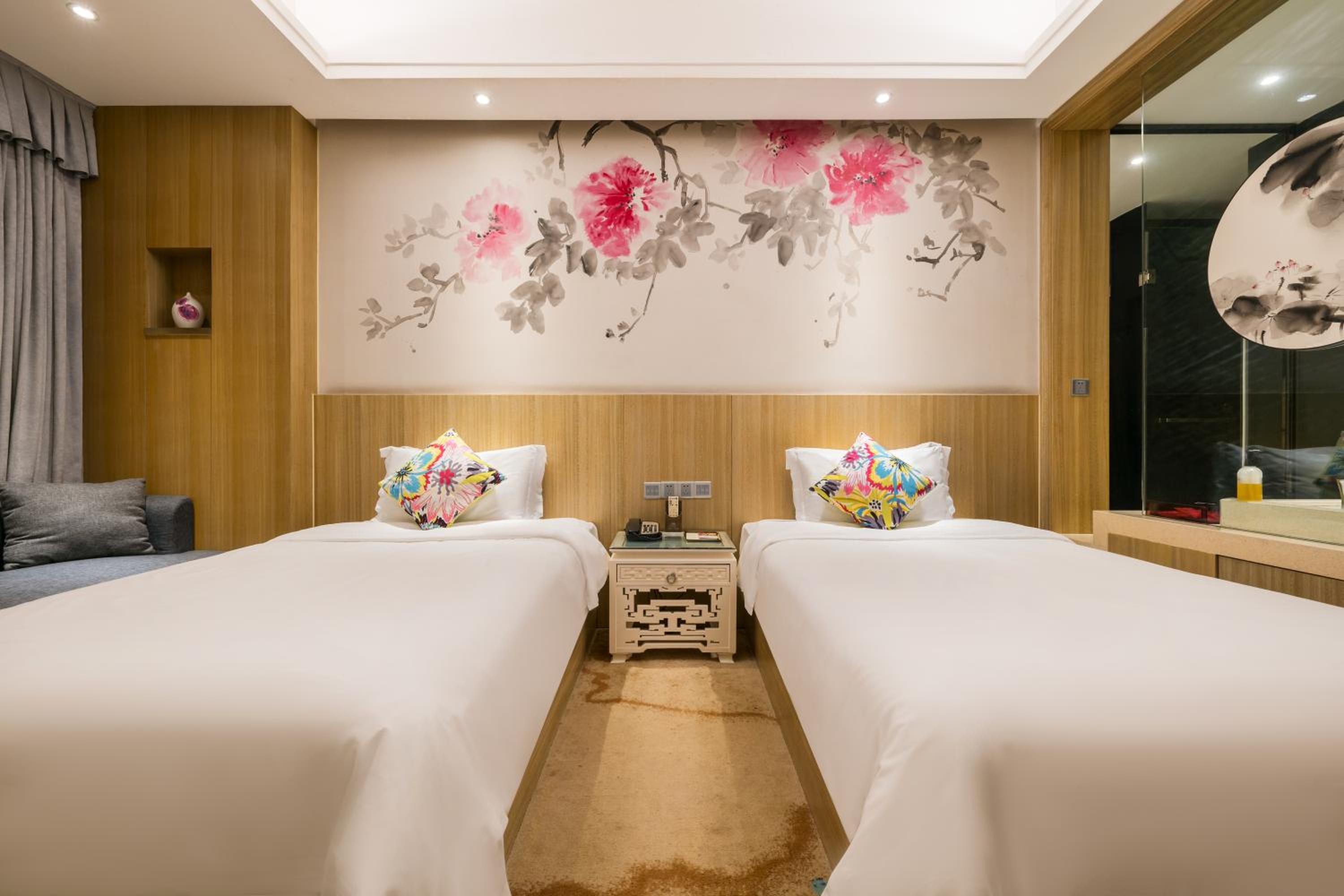 Superior Double Room (No window) photo 2