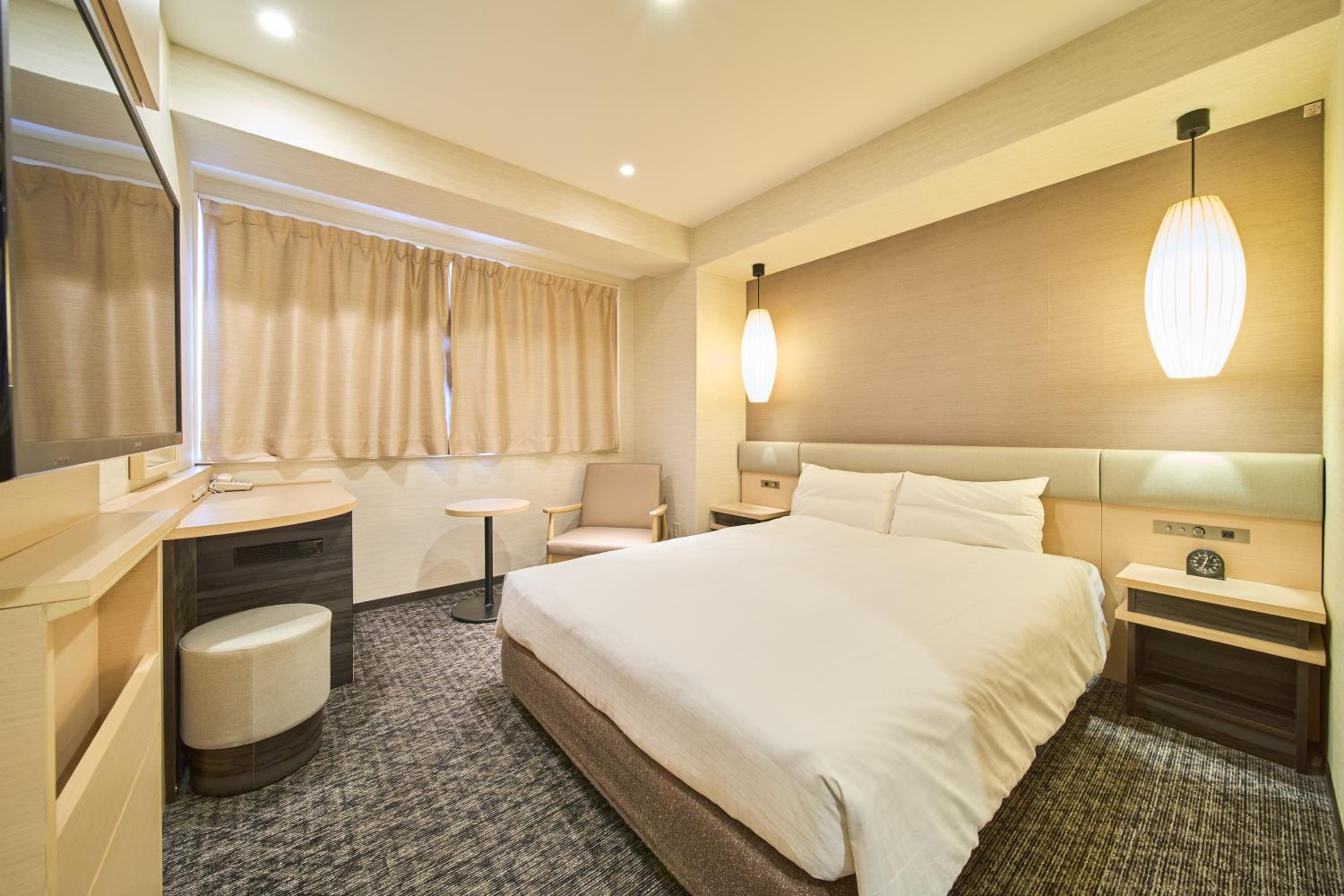 Double Room - Non-Smoking photo 3