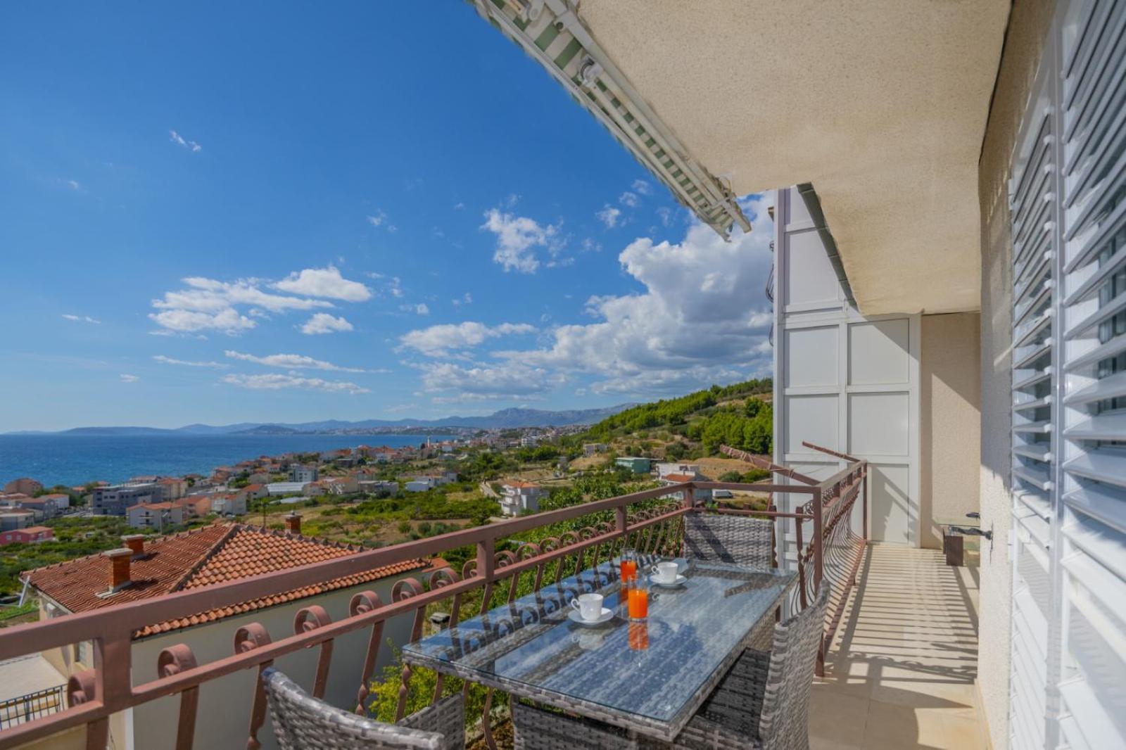 Apartment 2 with Sea View photo 3