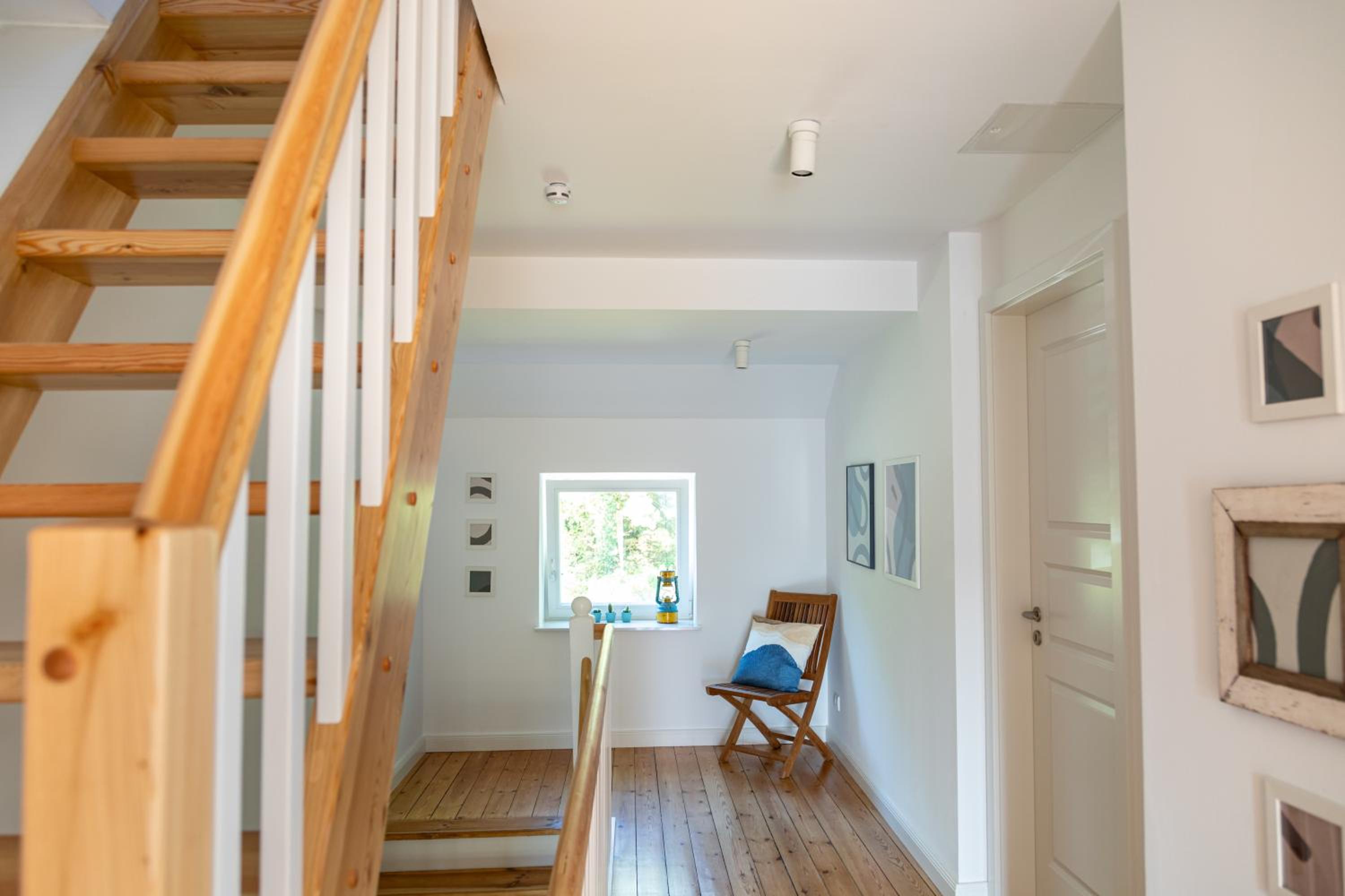 Four-Bedroom House photo 3