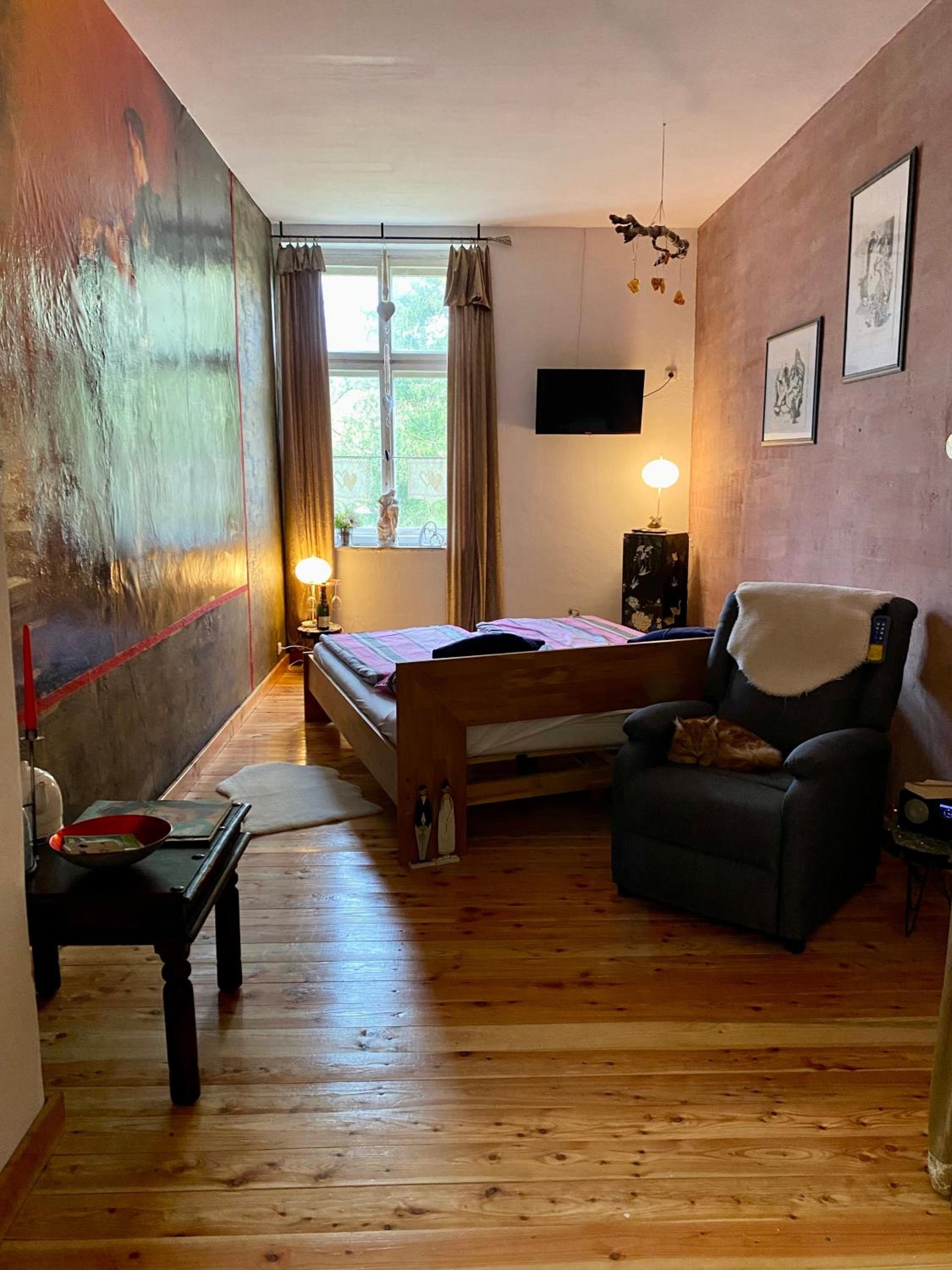 Apartment photo 1