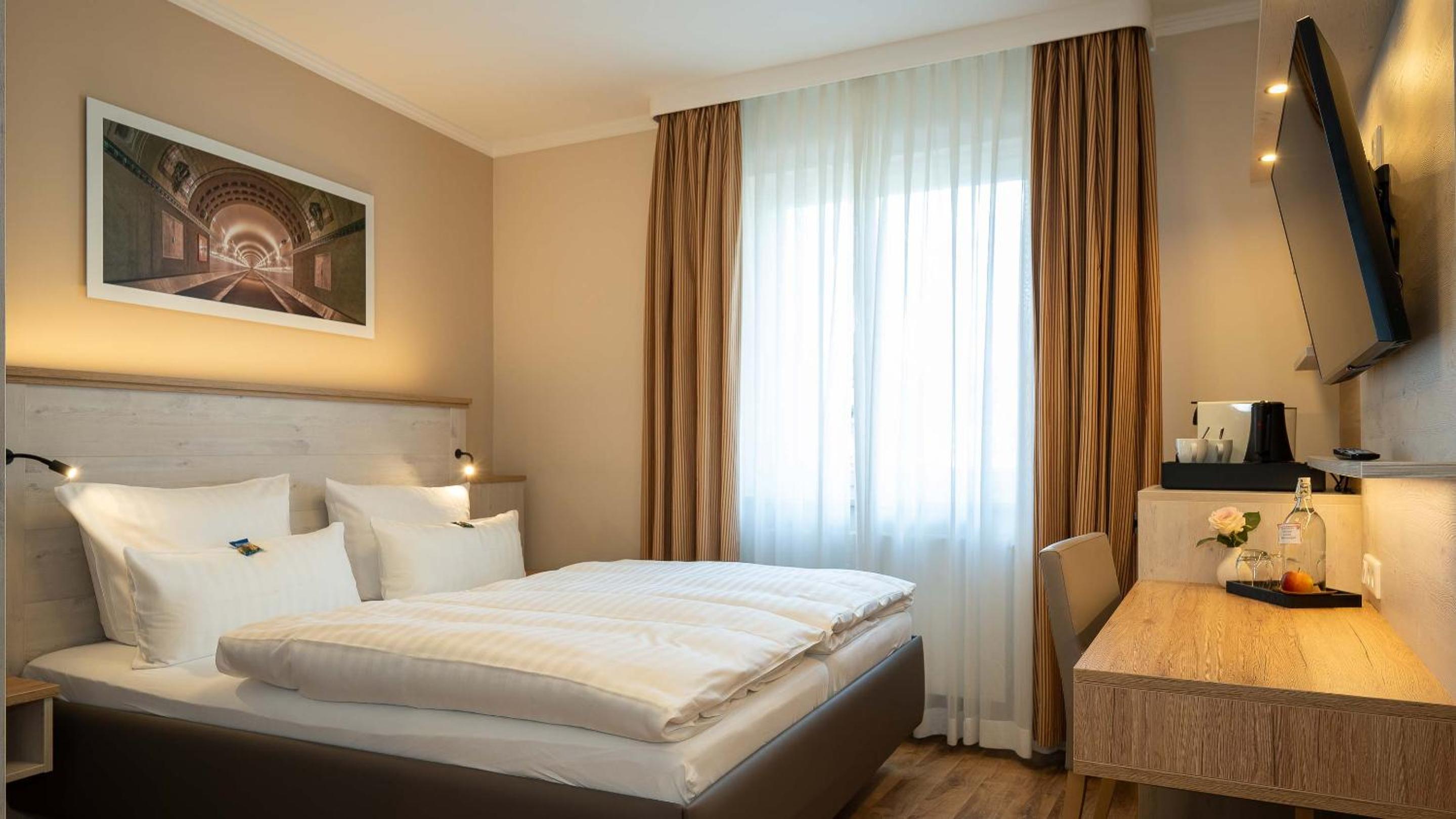 Double Room - Photo 5