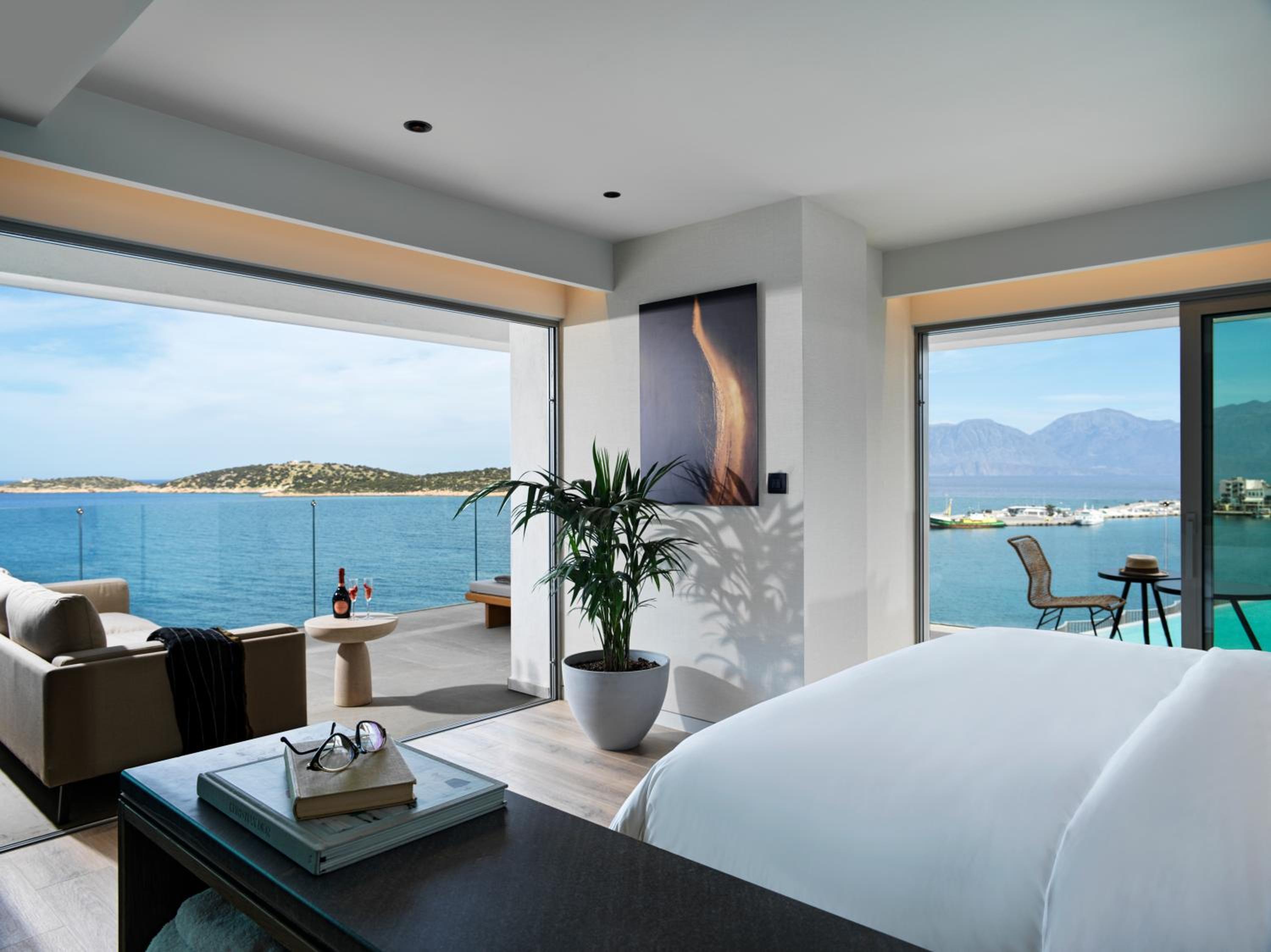 Premier Sea View Suite with Private Pool