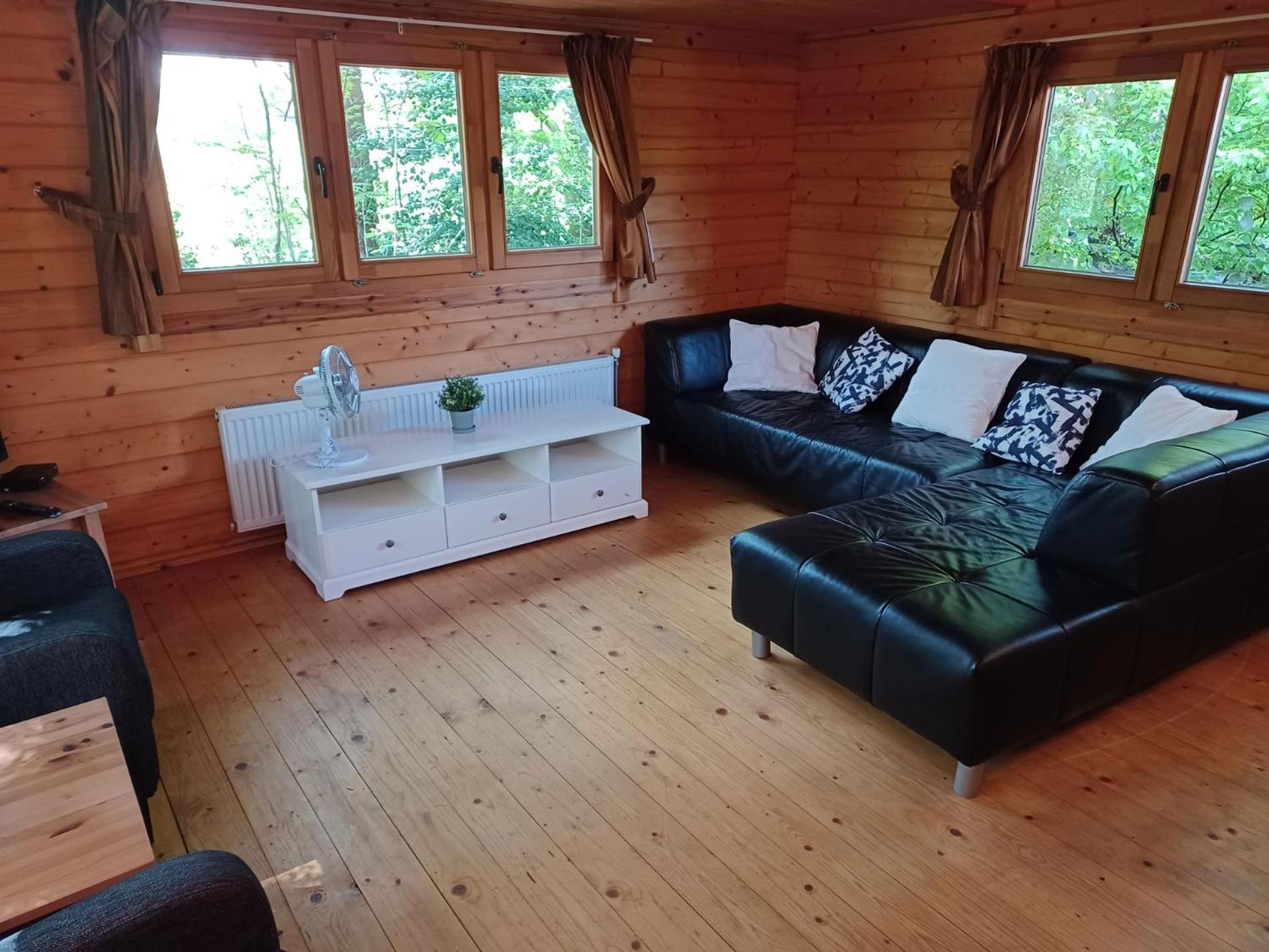 Two-Bedroom House photo 2