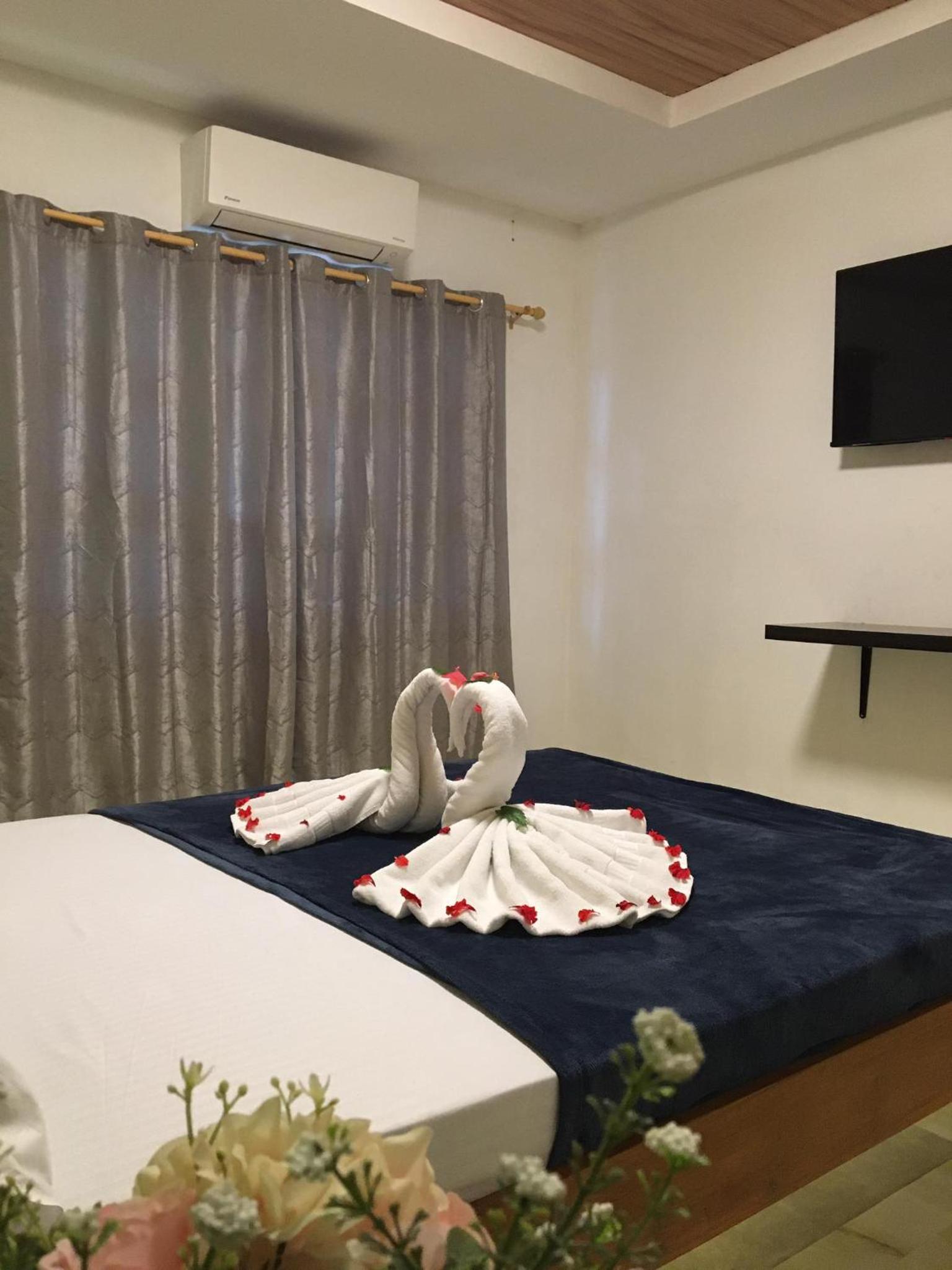 Standard Double or Twin Room photo 1