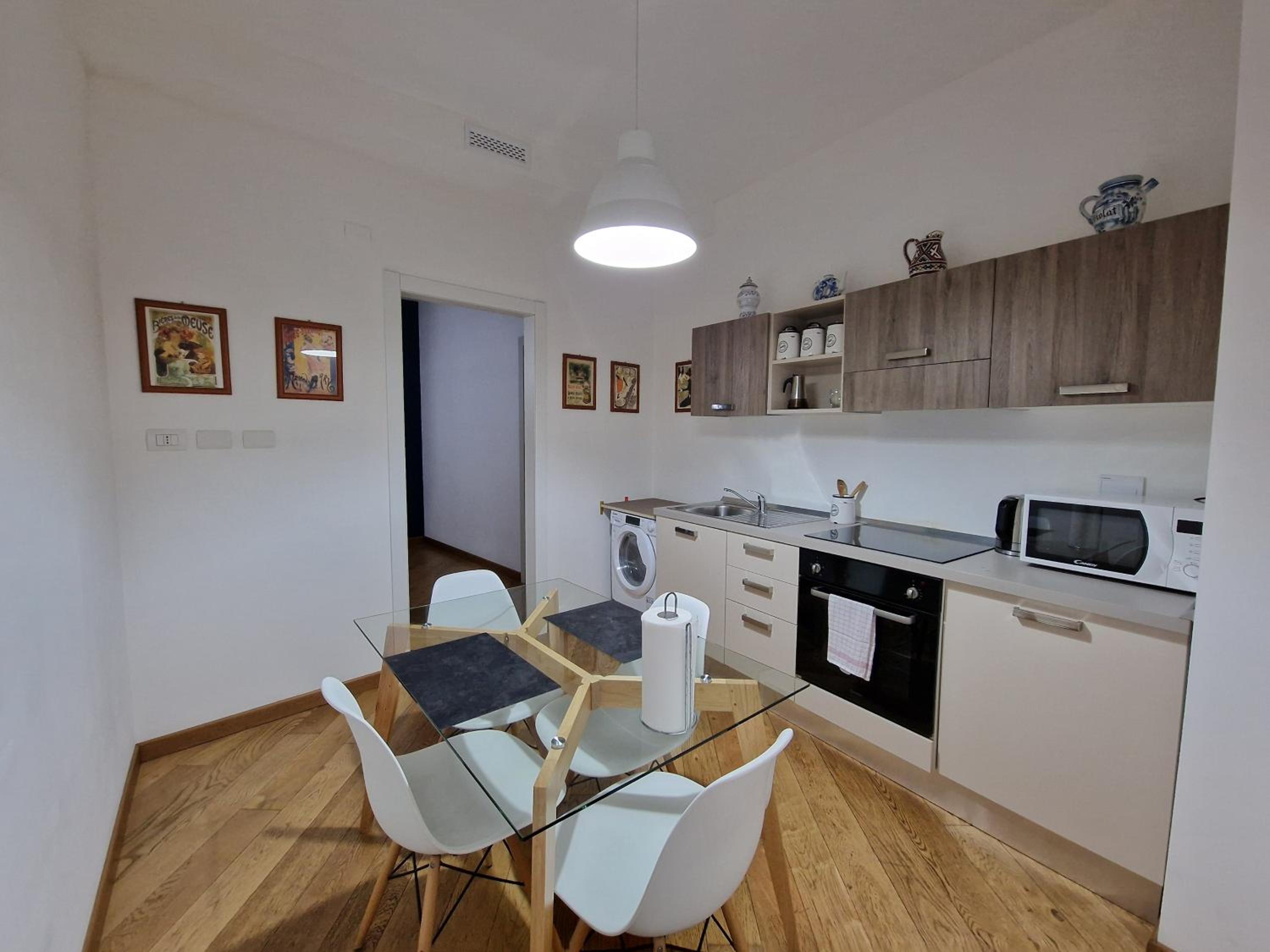Deluxe Apartment photo 2