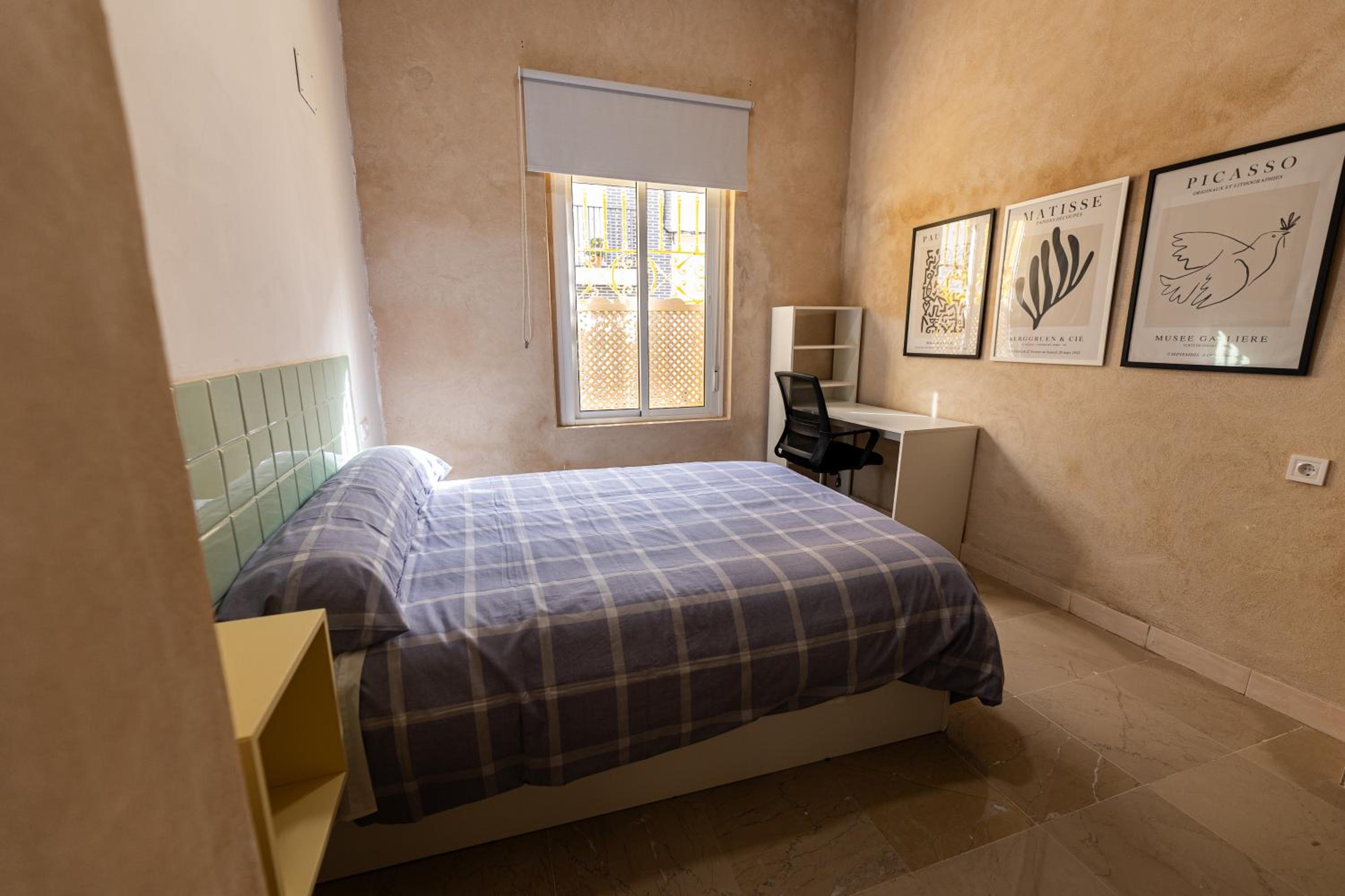 Double Room with Shared Bathroom
