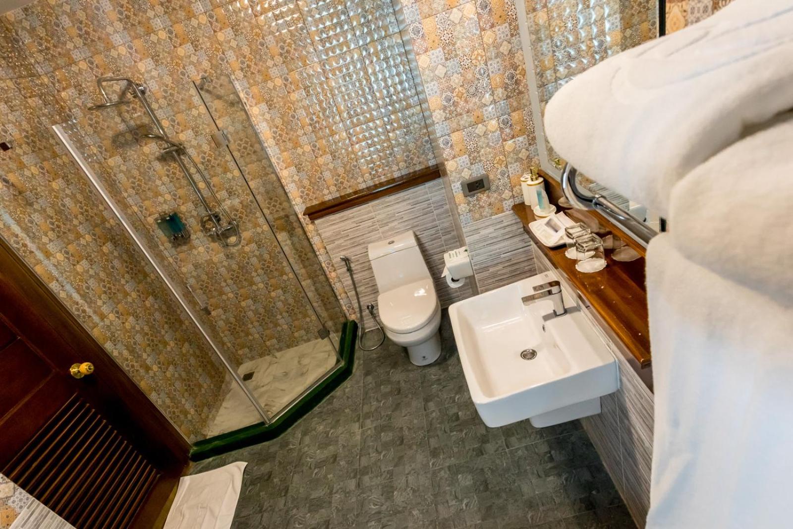 Deluxe Double Room photo 2