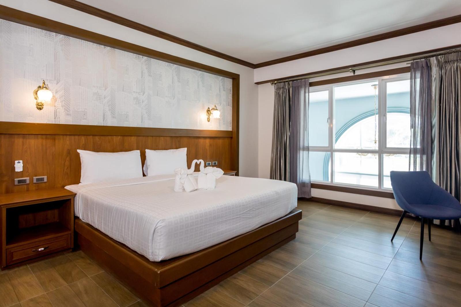 Deluxe Double Room photo 3