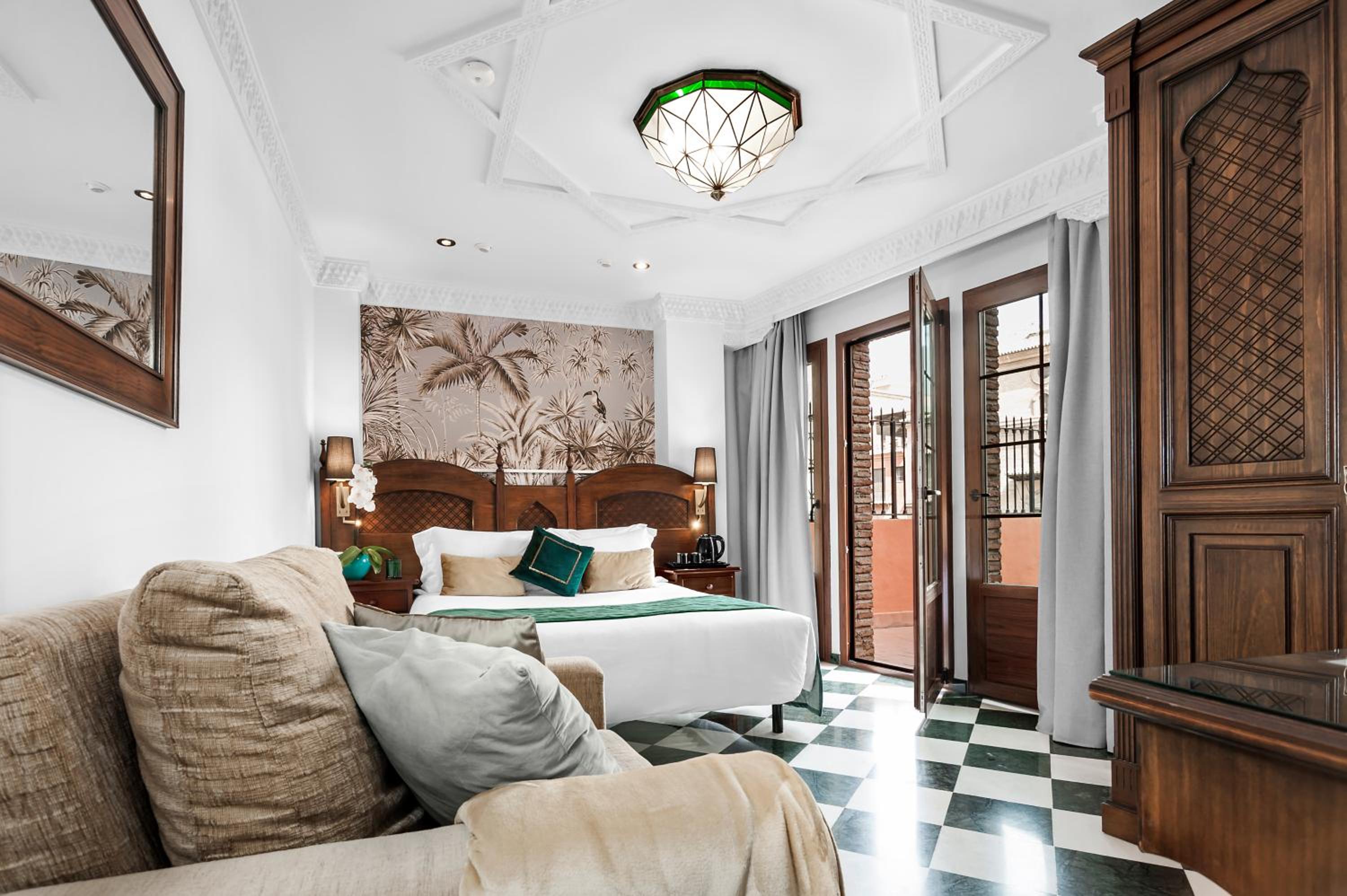 Superior Double Room with Terrace - Photo 18